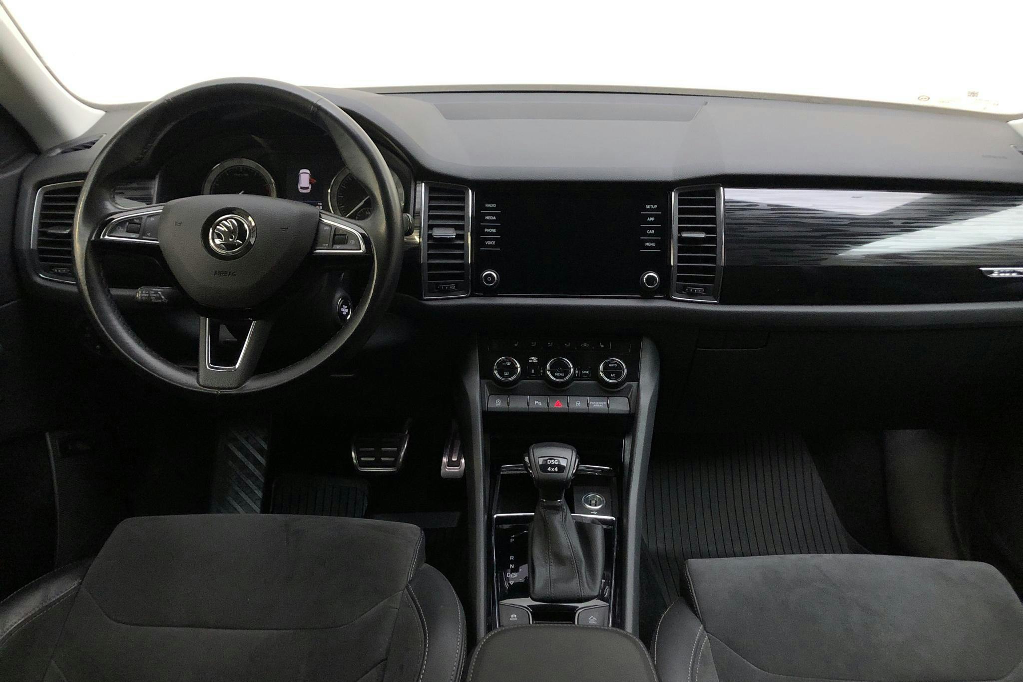 Skoda Kodiaq 2.0 TSI 4X4 (190hk) - 12 514 mil - Automat - grå - 2020