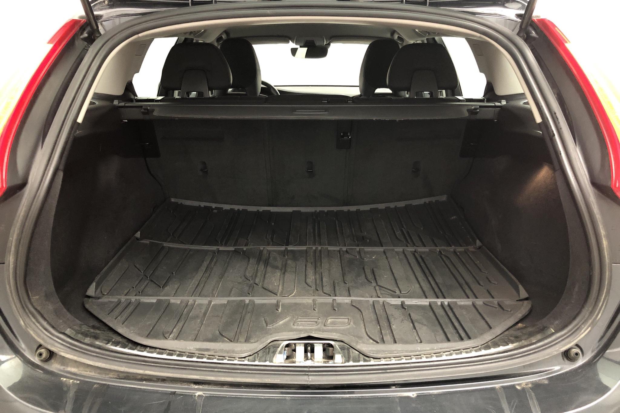 Volvo V60 D4 AWD (190hk) - 20 500 mil - Automat - grå - 2018