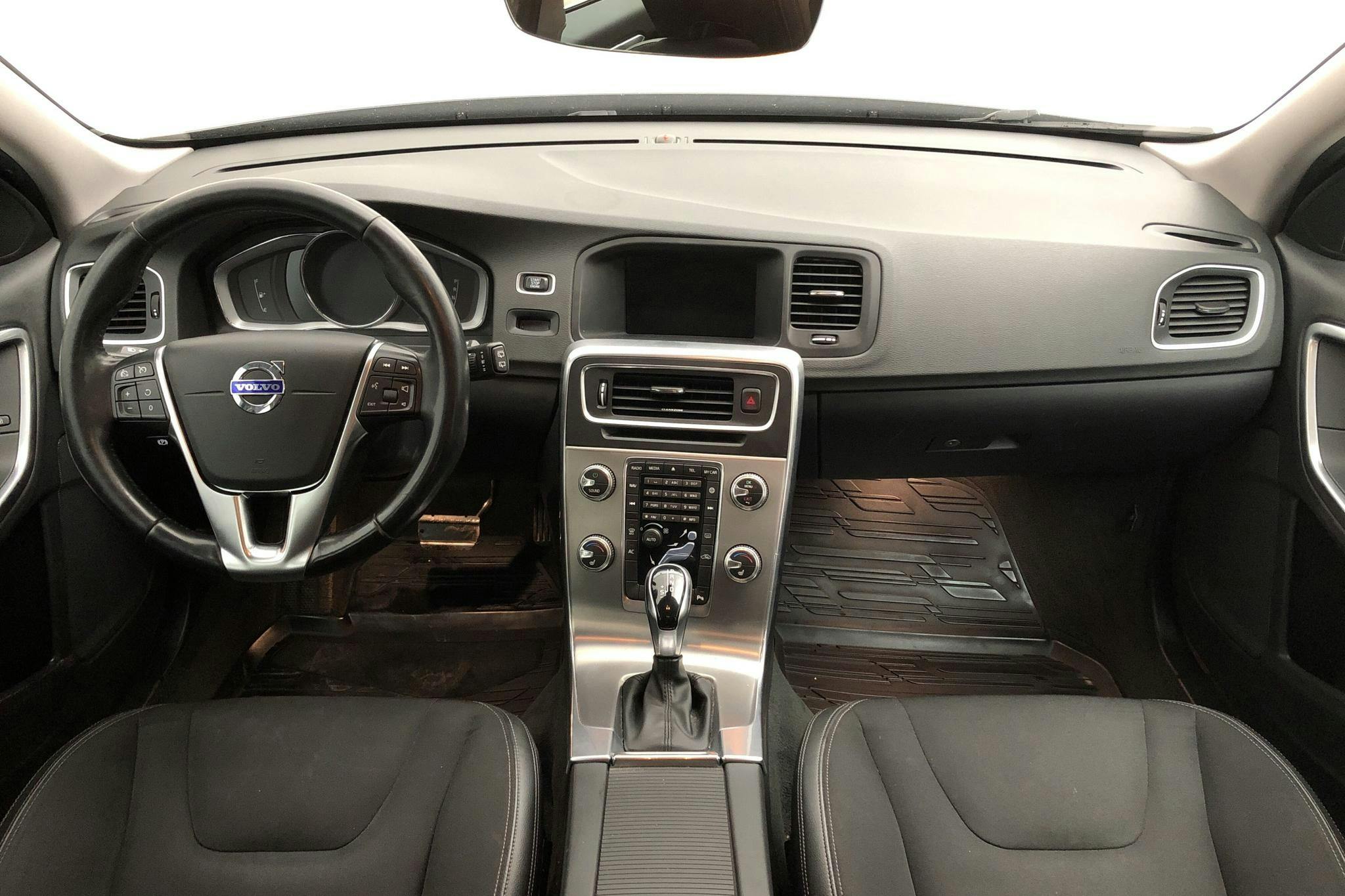 Volvo V60 D4 AWD (190hk) - 205 000 km - Automatic - gray - 2018