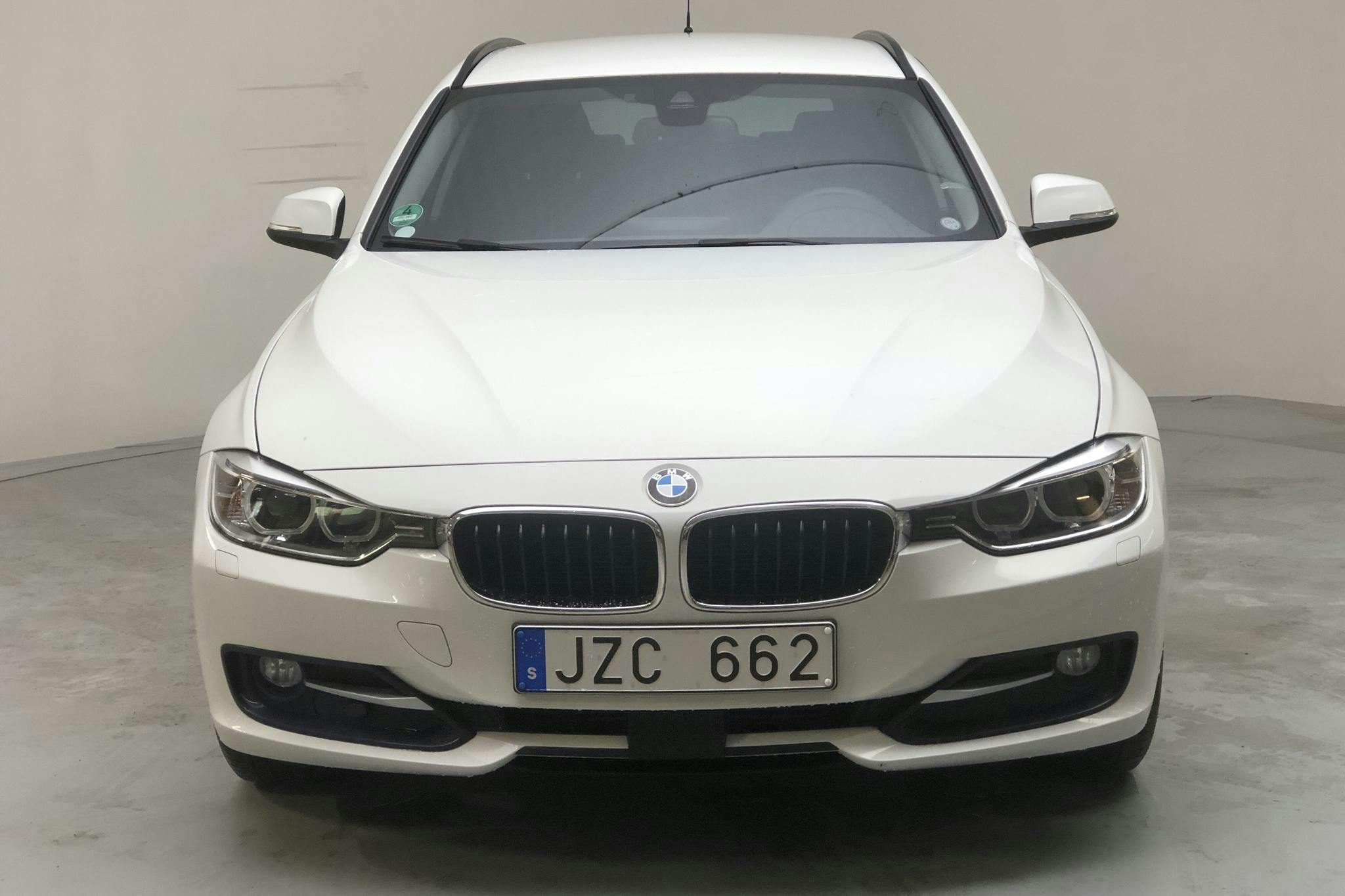 BMW 320d xDrive Touring, F31 (184hk) - 53 710 km - Automatic - white - 2014