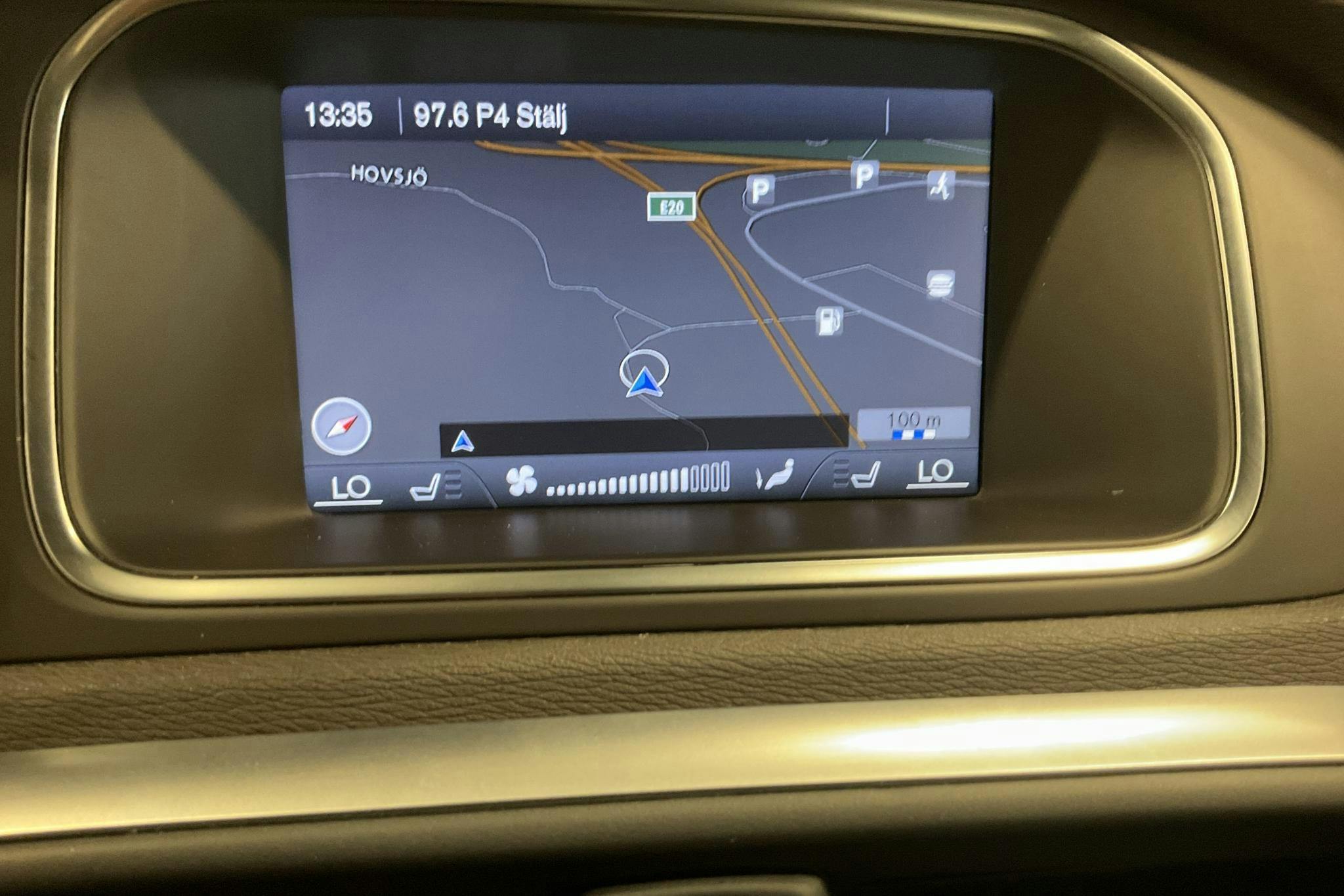 Volvo V40 Cross Country D2 (115hk) - 221 900 km - Manual - brown - 2014