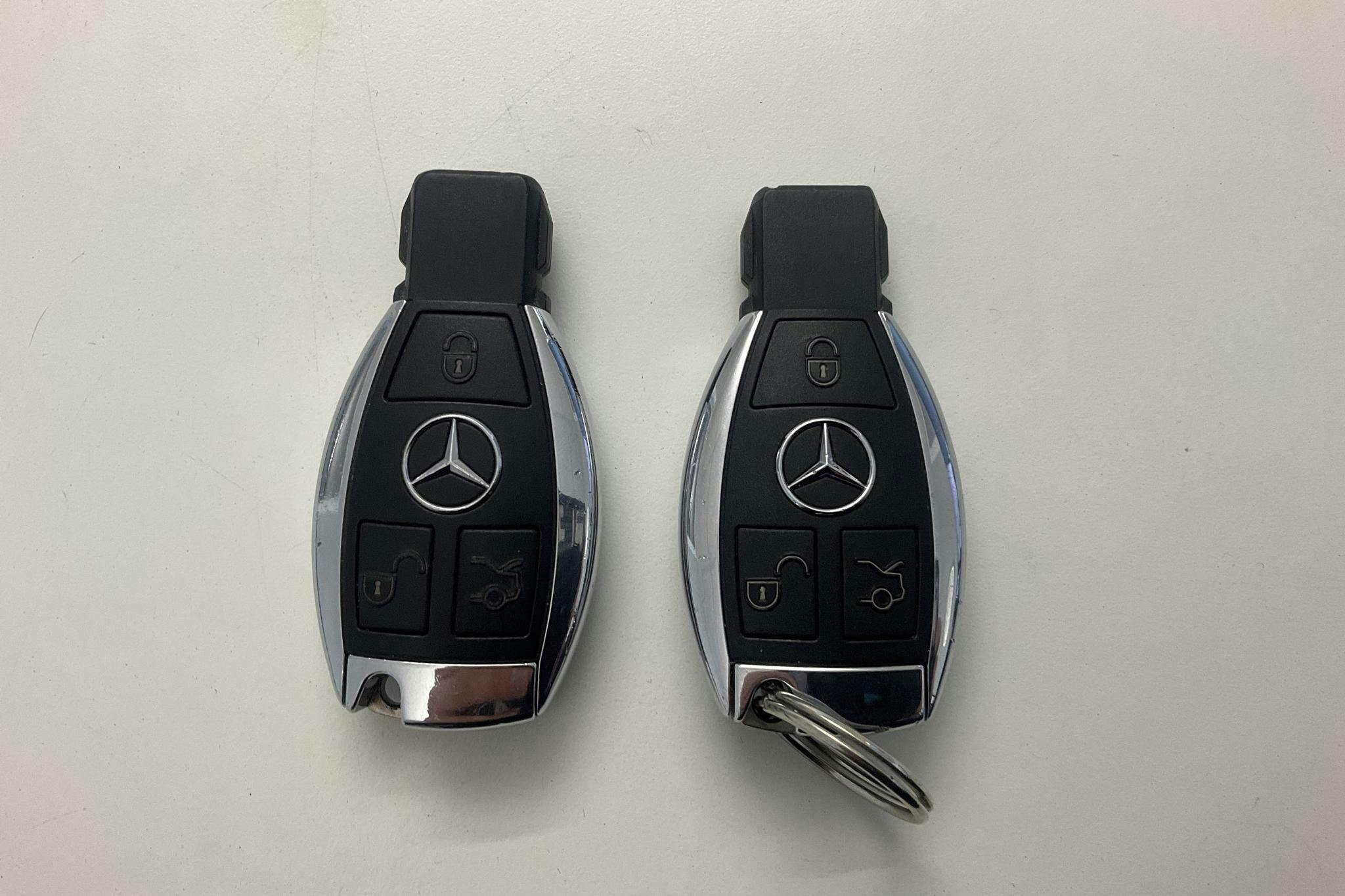 Mercedes R 350 CDI 4Matic (224hk) - 162 680 km - Automatic - white - 2010