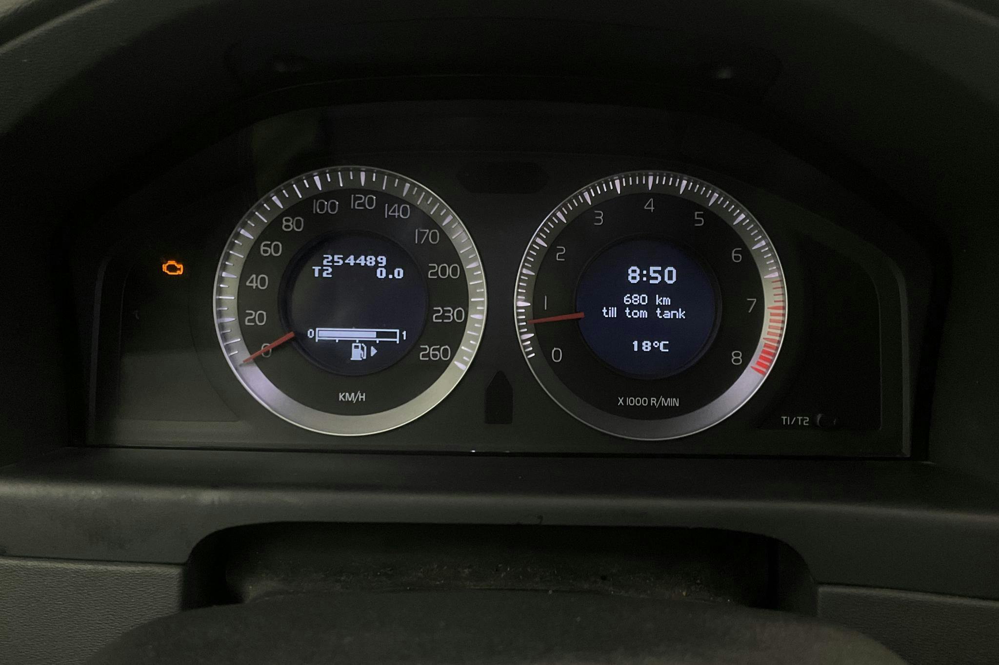 Volvo V70 II 2.5FT (200hk) - 254 490 km - Manual - black - 2009