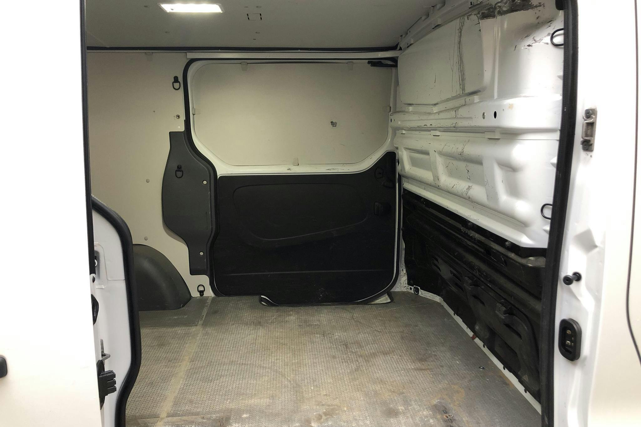Renault Trafic 1.6 dCi Skåp (125hk) - 11 958 mil - Manuell - vit - 2018