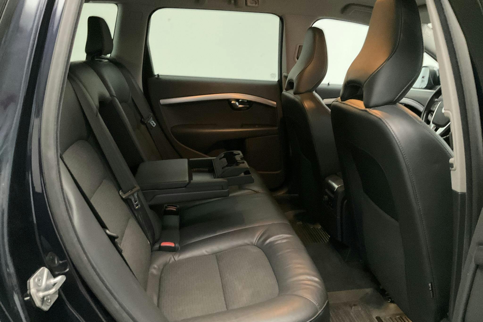 Volvo V70 II D4 (181hk) - 189 670 km - Manual - Dark Blue - 2016