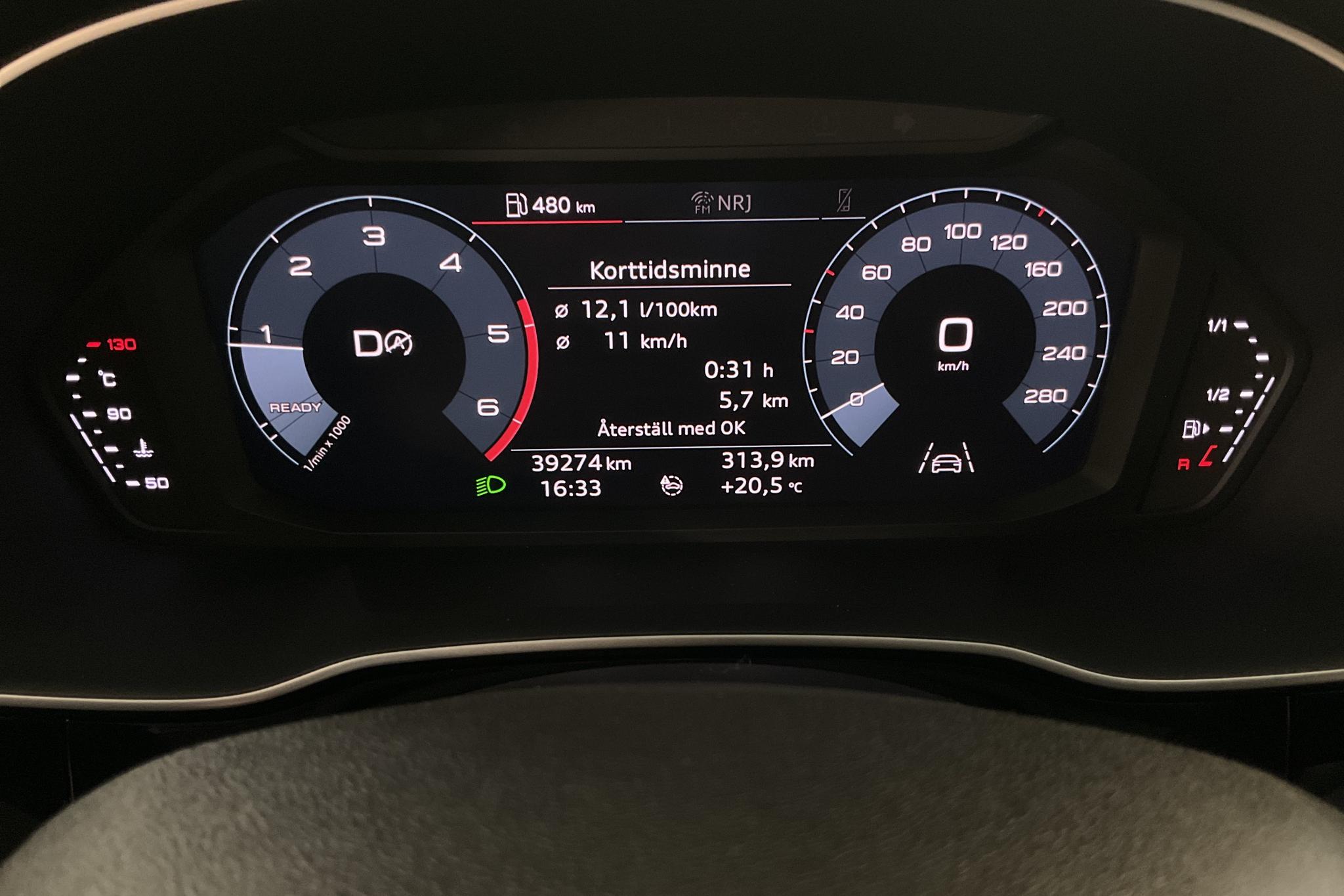 Audi Q3 35 TDI (150hk) - 3 927 mil - Automat - vit - 2020