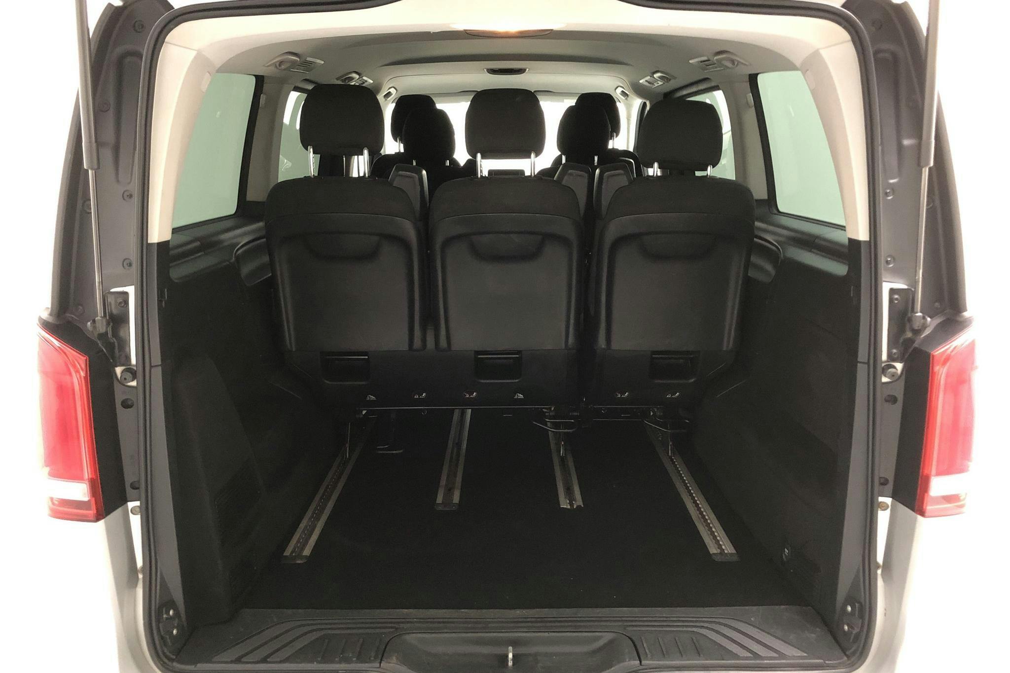 Mercedes V 220 d W447 (163hk) - 31 699 mil - Automat - silver - 2016