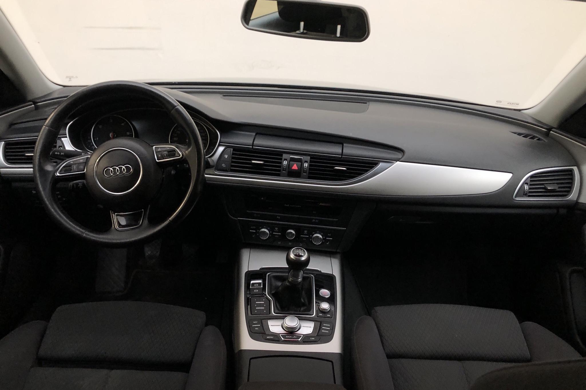 Audi A6 2.0 TDI Avant (190hk) - 17 063 mil - Manuell - svart - 2017