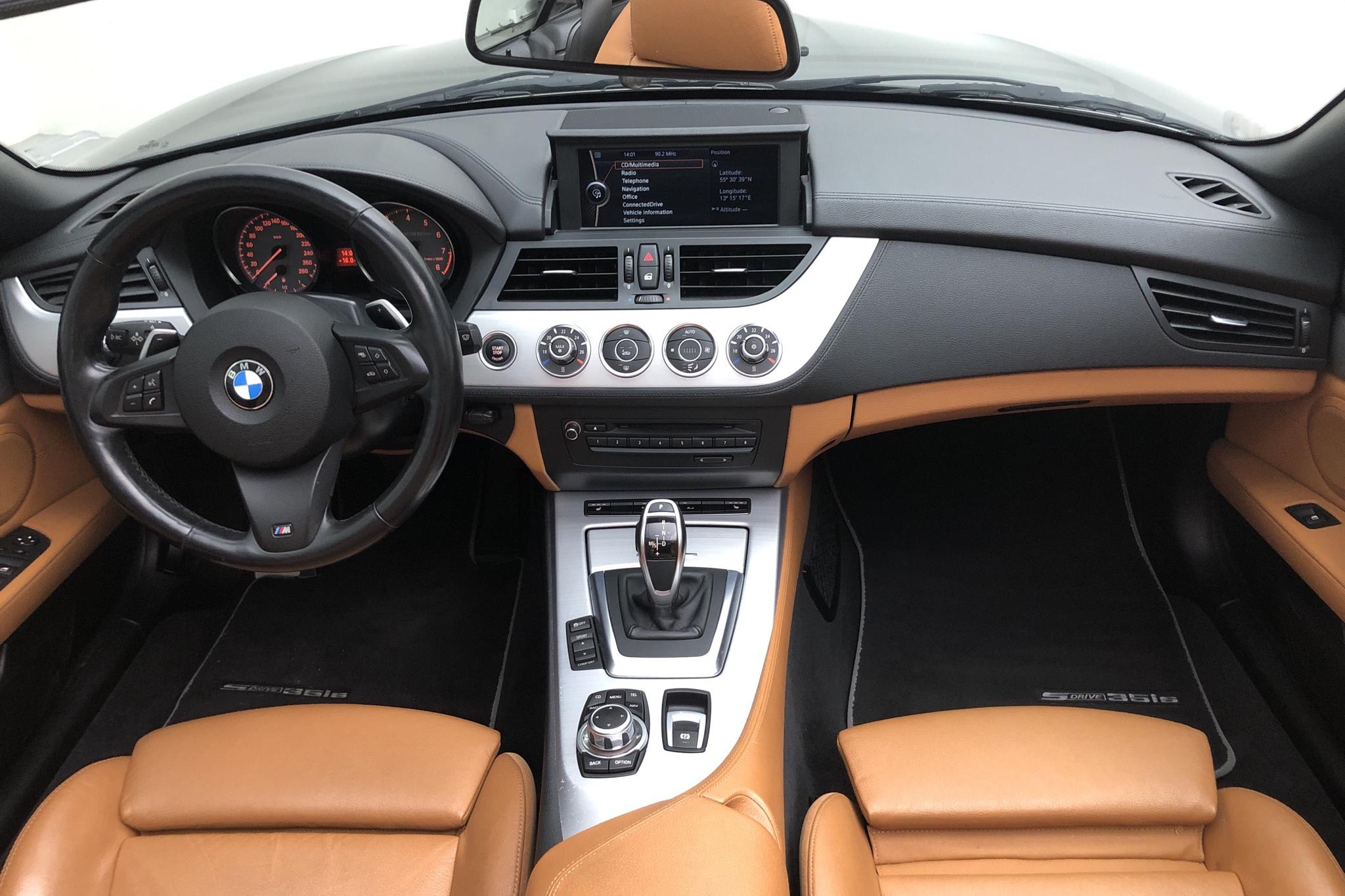 BMW Z4 sDrive 35is Roadster (340hk) - 10 907 mil - Automat - svart - 2012