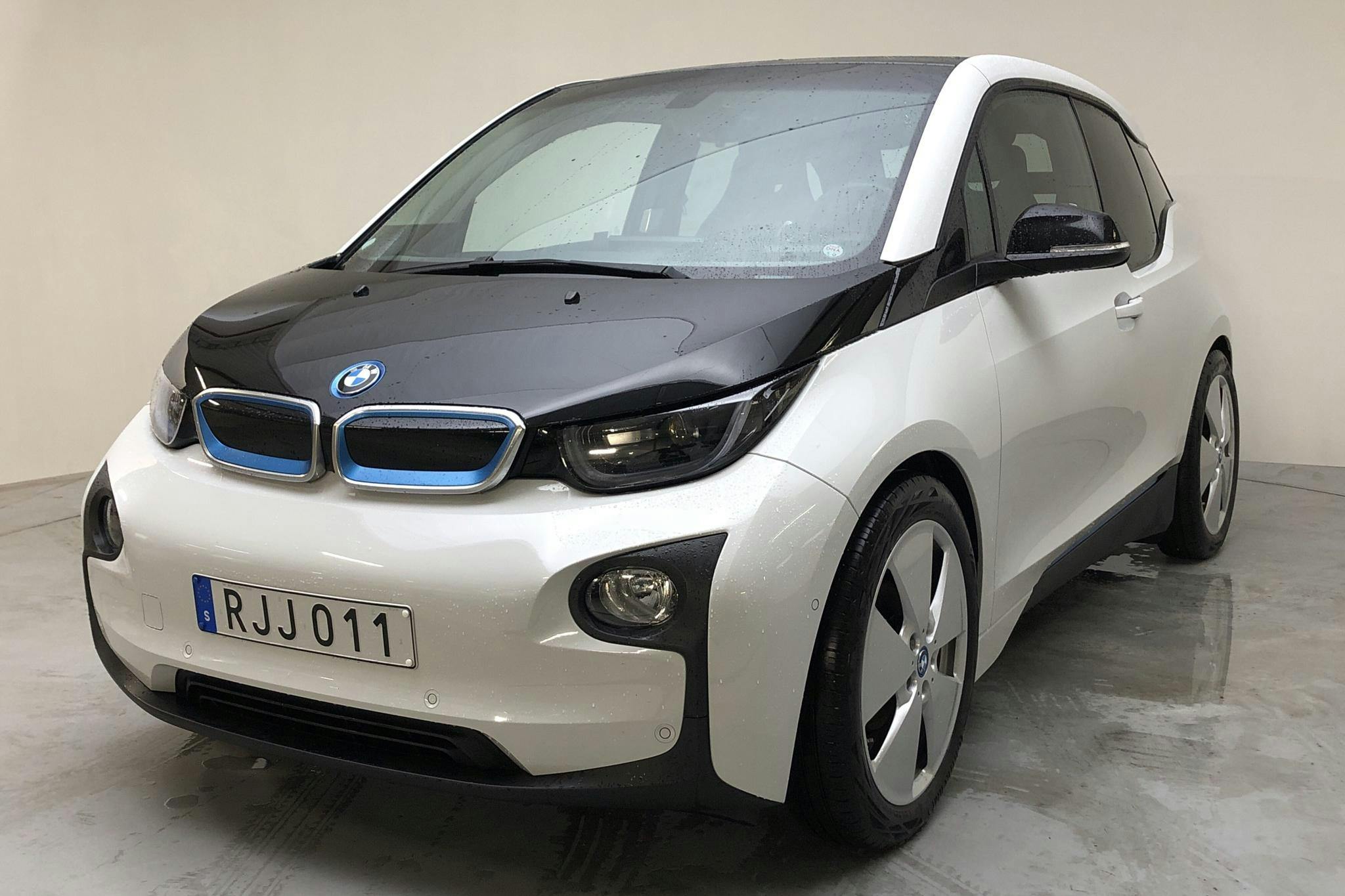 BMW i3 94Ah, I01 (170hk) - 9 721 mil - Automat - vit - 2017