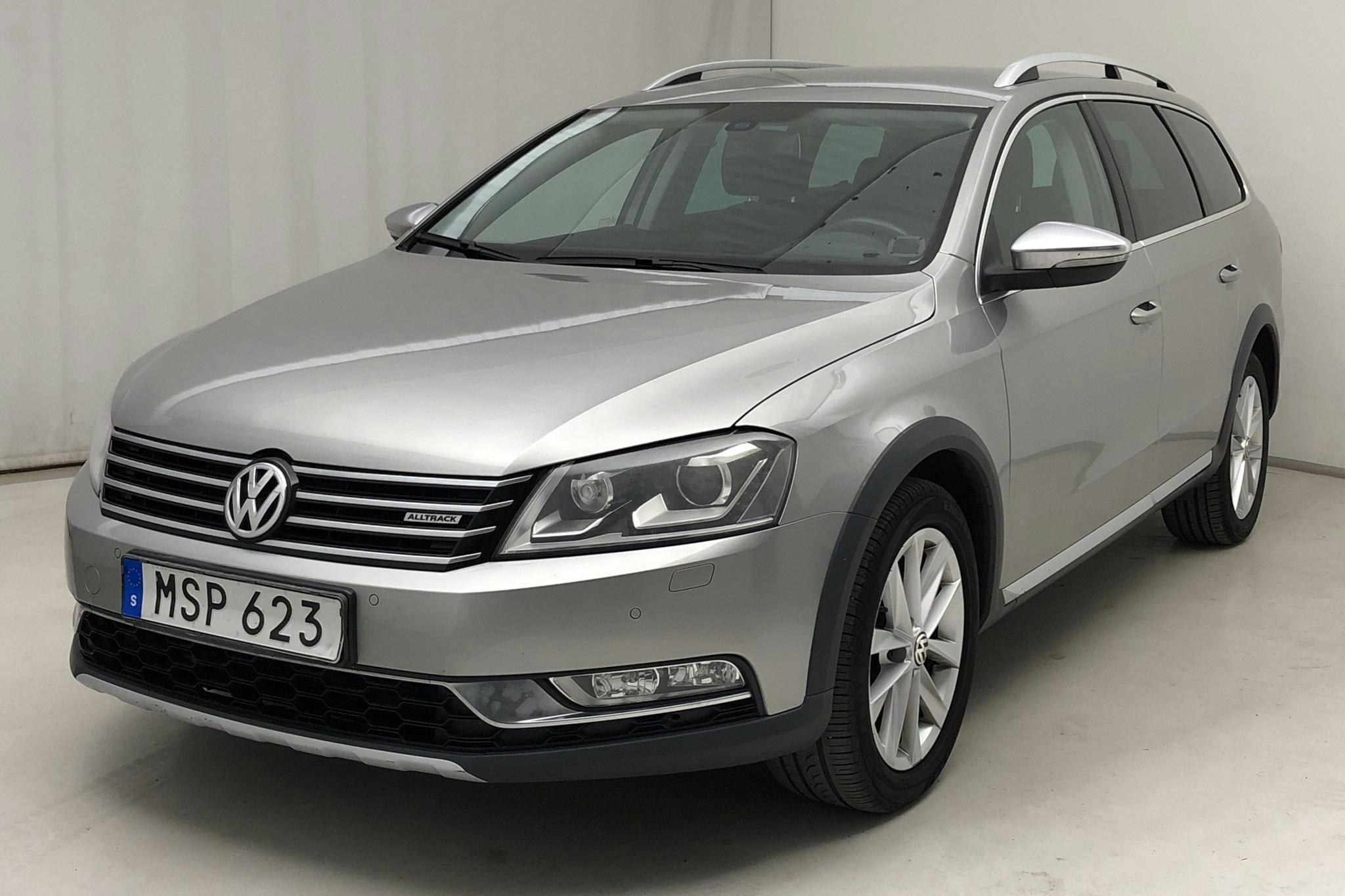 VW Passat Alltrack 2.0 TDI BlueMotion Technology 4Motion (170hk) - 12 460 mil - Automat - silver - 2012