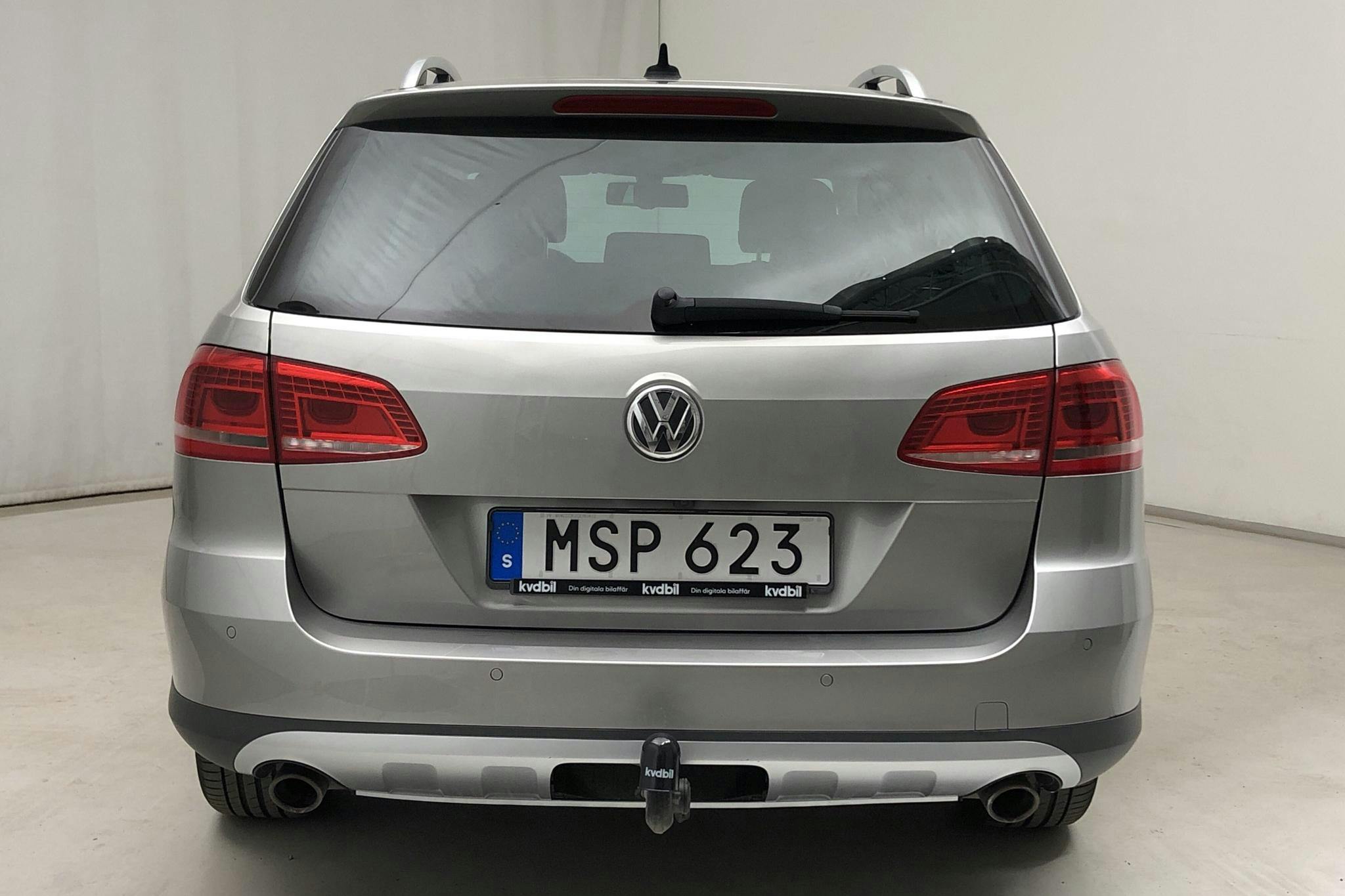 VW Passat Alltrack 2.0 TDI BlueMotion Technology 4Motion (170hk) - 12 460 mil - Automat - silver - 2012