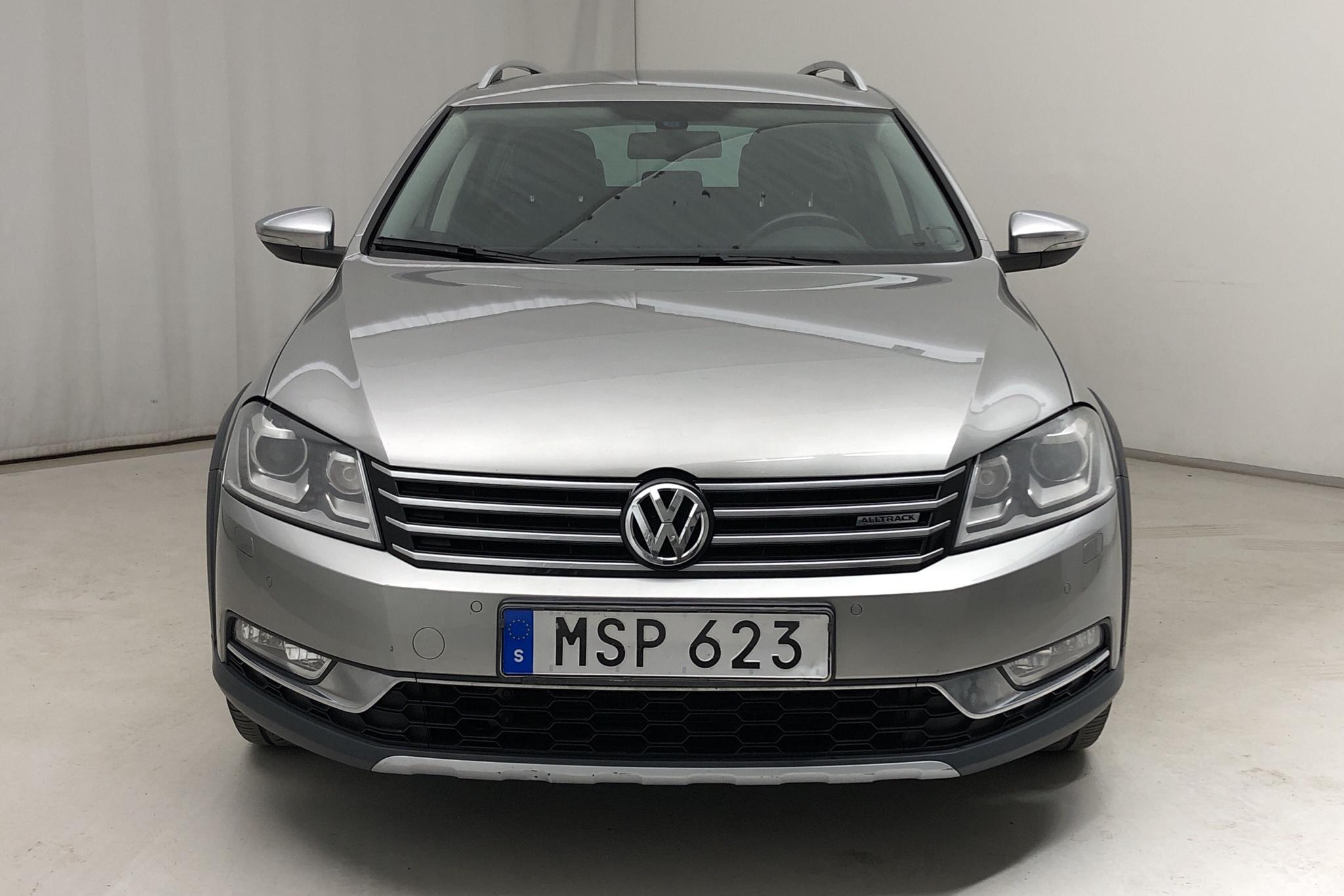 VW Passat Alltrack 2.0 TDI BlueMotion Technology 4Motion (170hk) - 12 460 mil - Automat - silver - 2012