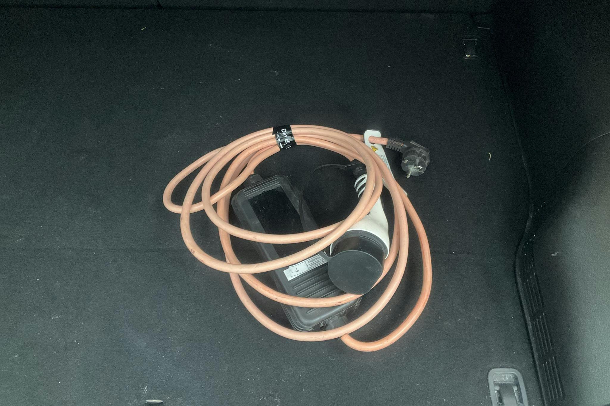 KIA Niro Plug-in Hybrid 1.6 (141hk) - 38 110 km - Automatic - gray - 2019