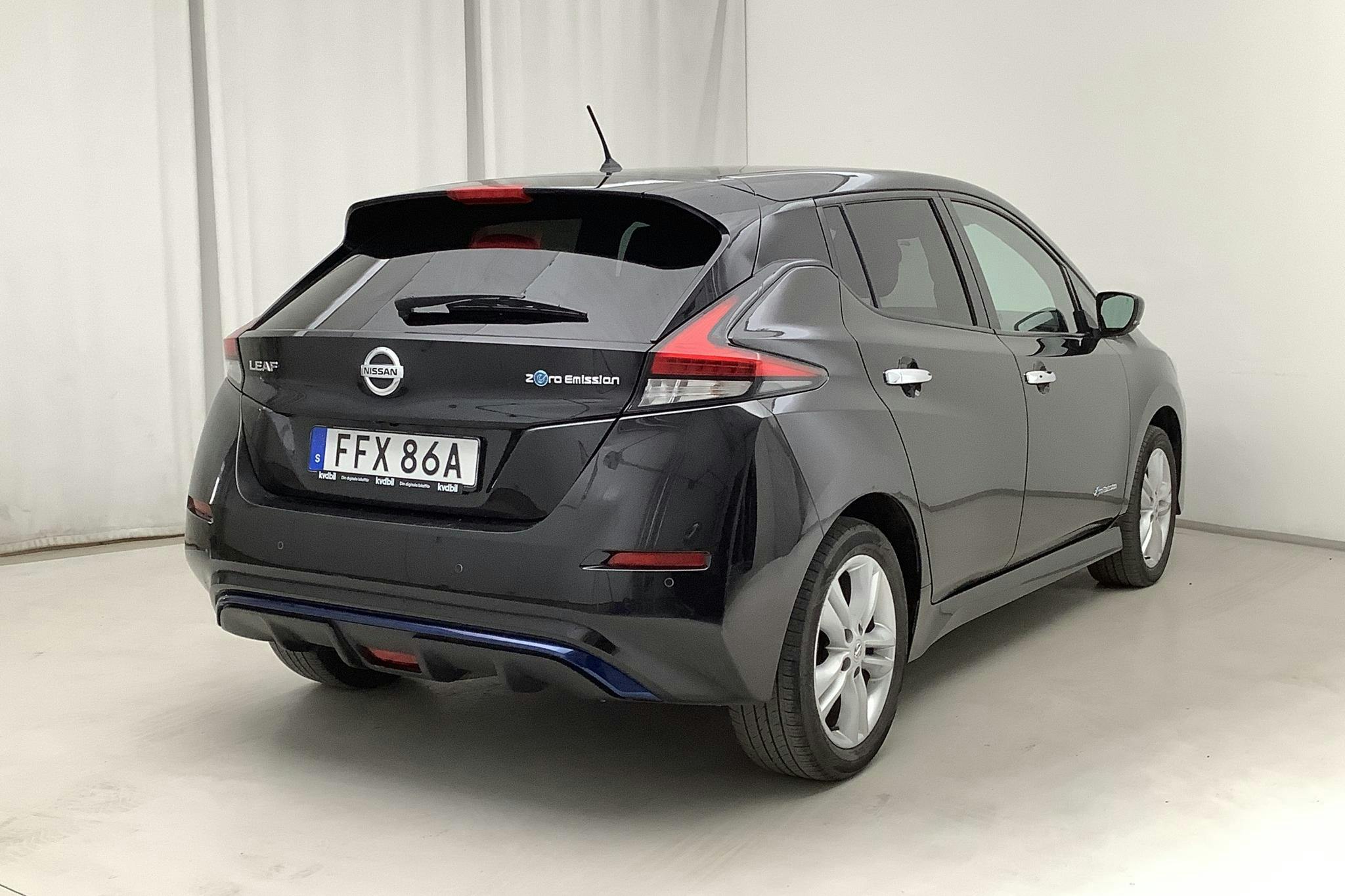 Nissan LEAF 5dr 62 kWh (214hk) - 228 440 km - Automatic - black - 2020