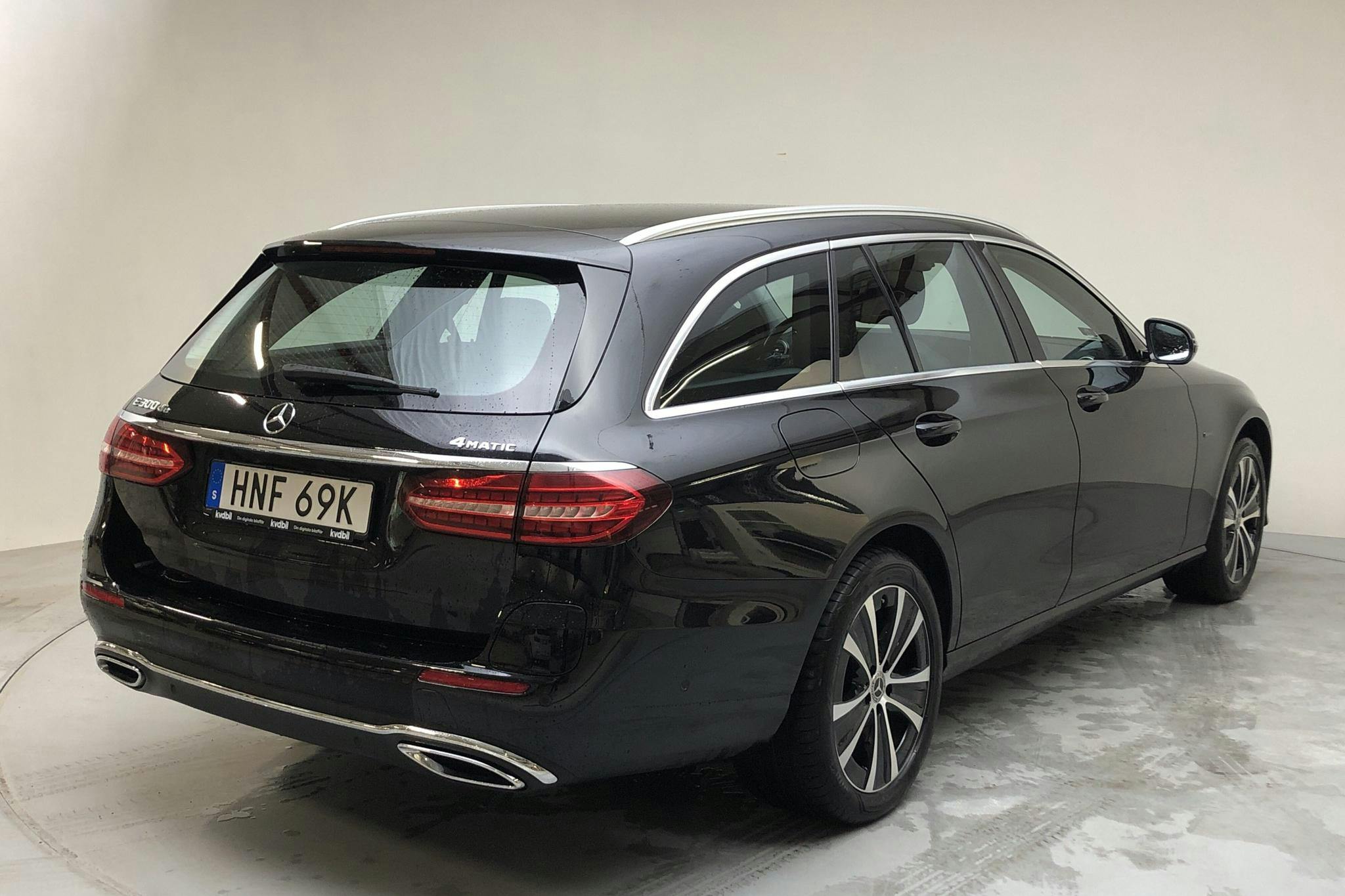 Mercedes E 300 de Kombi 4MATIC S213 (306hk) - 89 450 km - Automatic - black - 2021