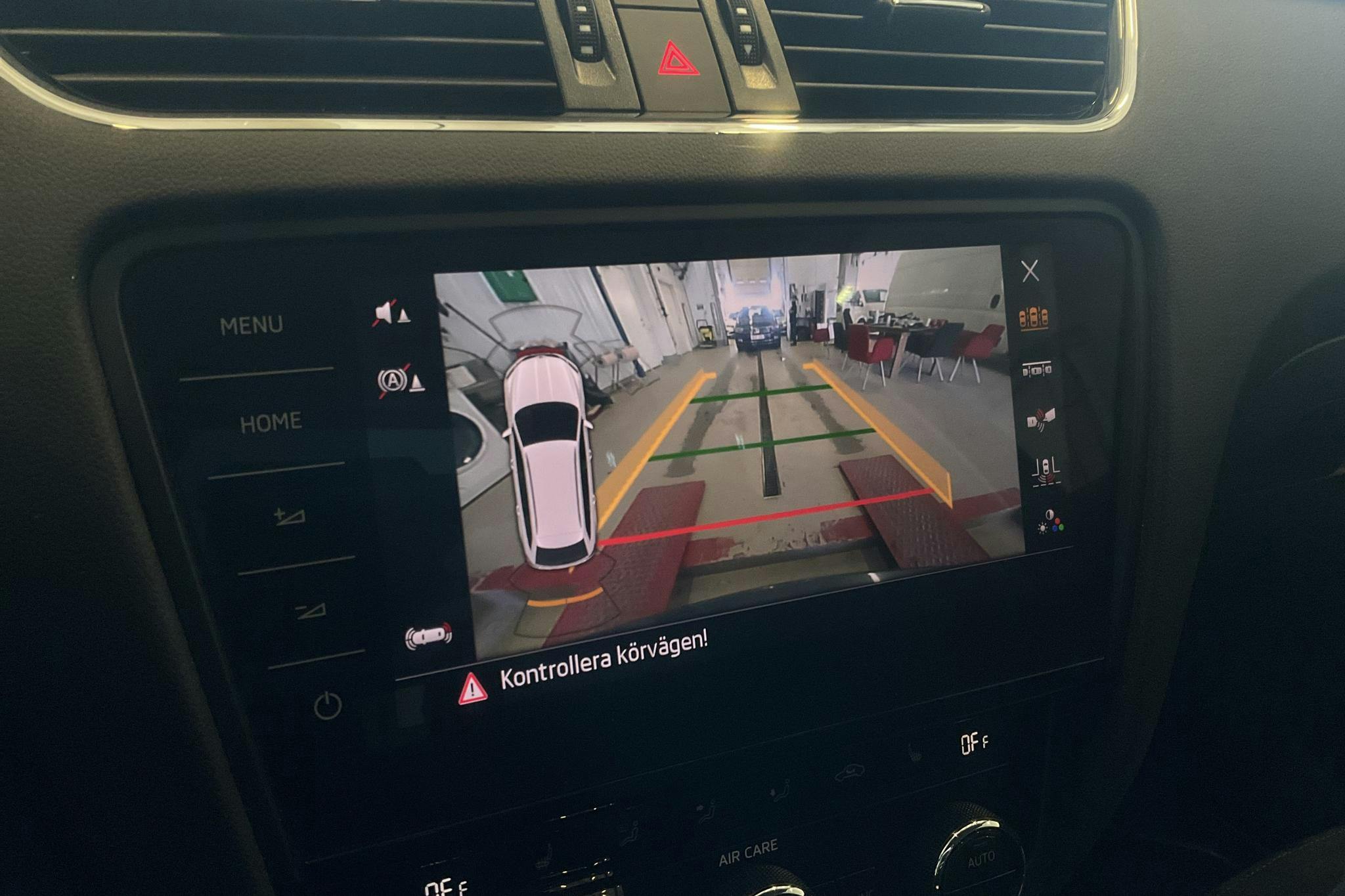 Skoda Octavia Scout III 1.8 TSI Combi 4x4 (180hk) - 8 424 mil - Automat - grå - 2018