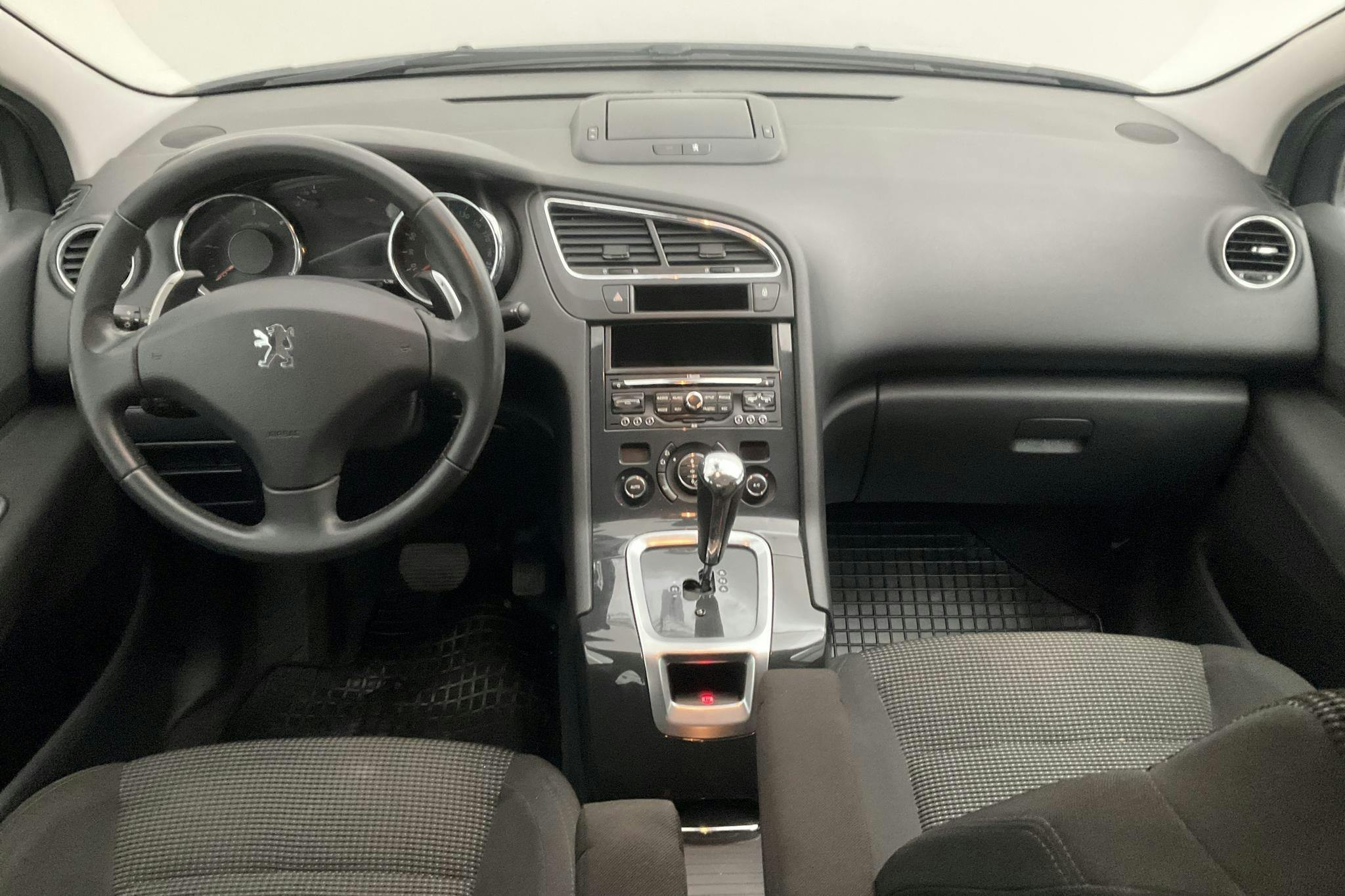 Peugeot 5008 1.6 HDI (110hk) - 18 215 mil - Automat - grå - 2011