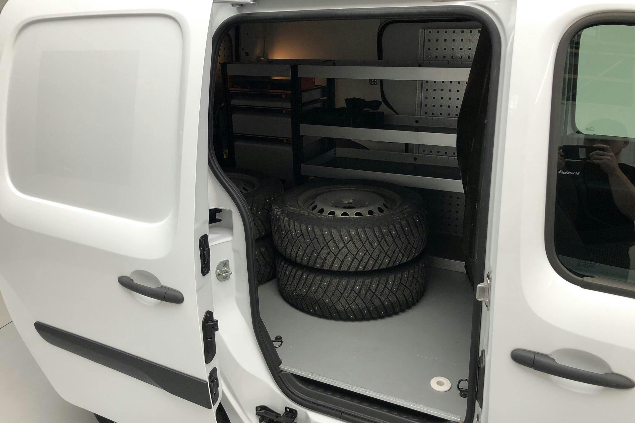 Mercedes Citan 109 1.5 CDI (90hk) - 3 435 mil - Manuell - vit - 2018