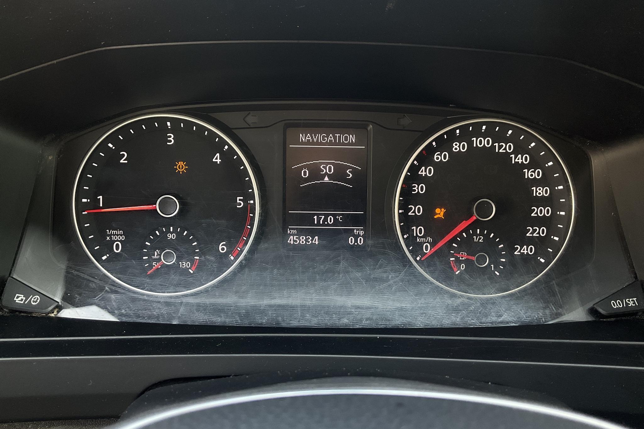 VW Transporter T6 2.0 TDI BMT (102hk) - 4 584 mil - Manuell - vit - 2018