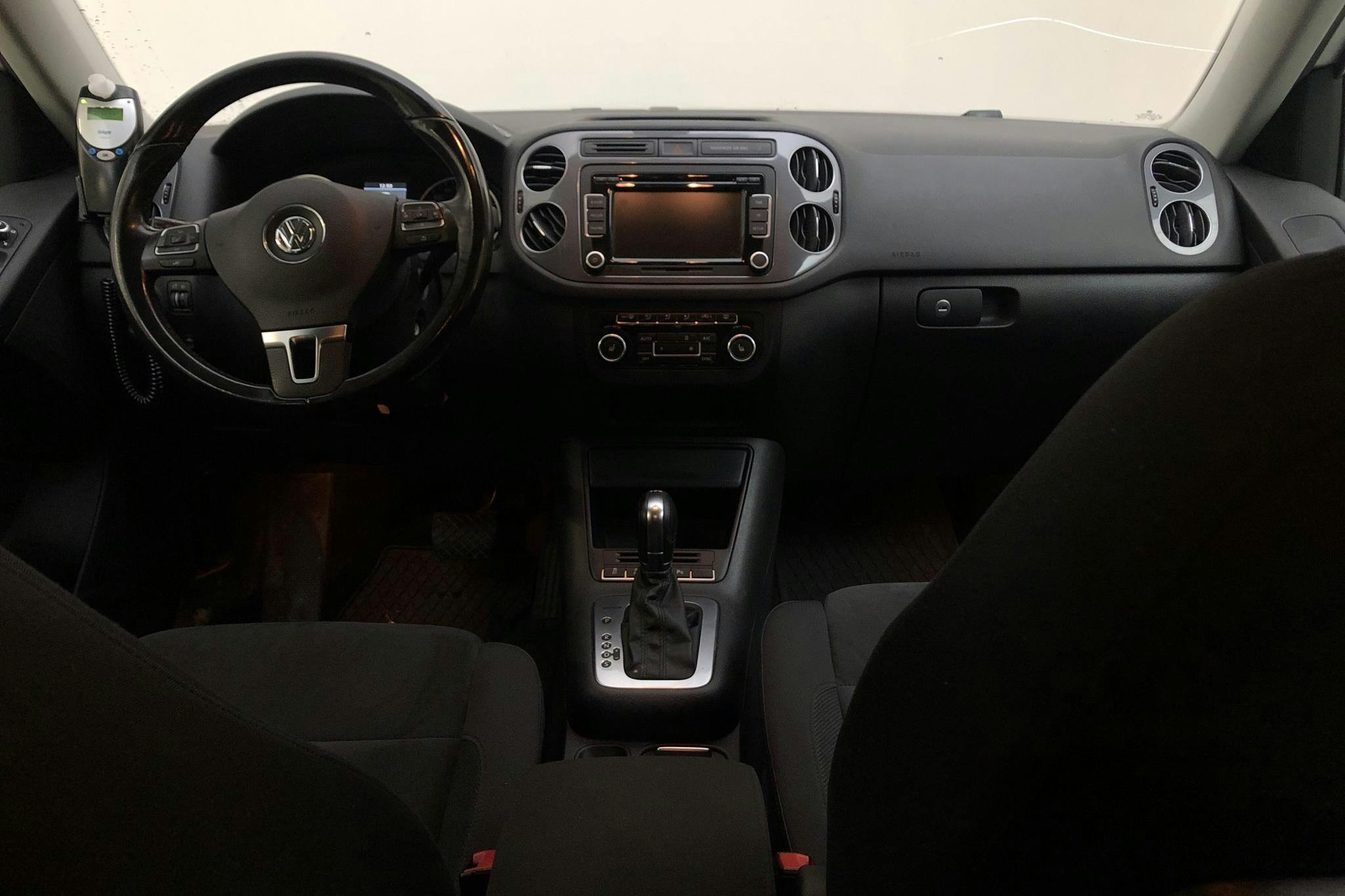 VW Tiguan 2.0 TDI 4MOTION BlueMotion Technology (140hk) - 13 304 mil - Automat - vit - 2013