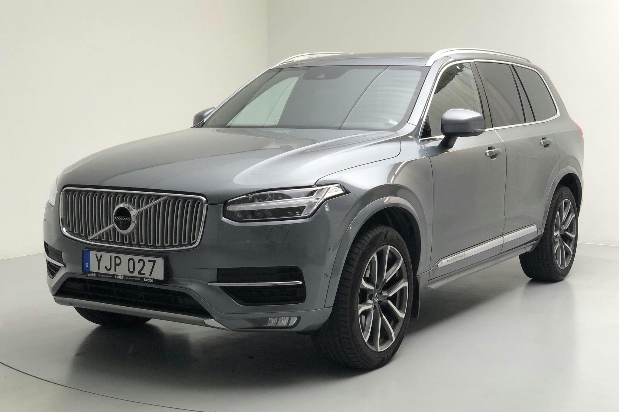 Volvo XC90 D5 AWD (235hk) - 13 640 mil - Automat - grå - 2017