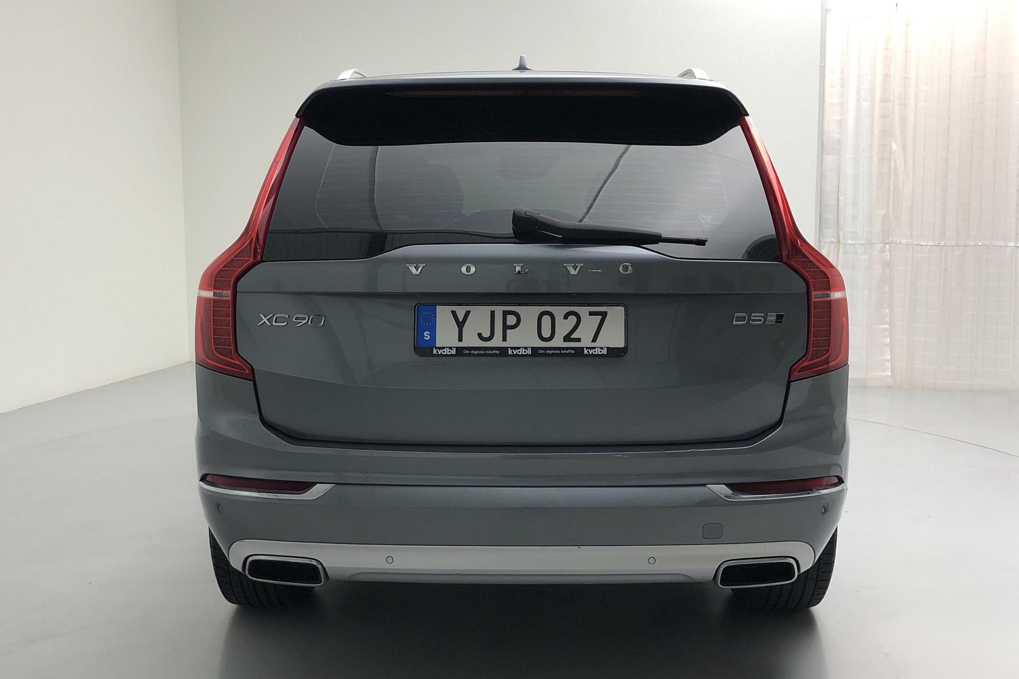 Volvo XC90 D5 AWD (235hk) - 13 640 mil - Automat - grå - 2017