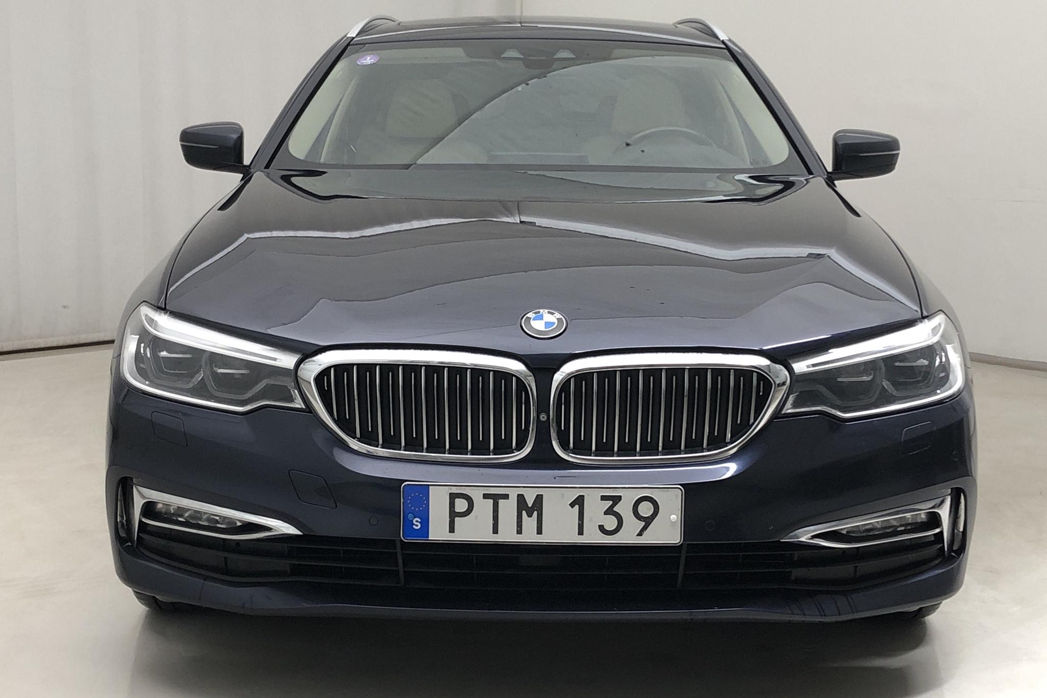 BMW 540i xDrive Touring, G31 (340hk) - 15 877 mil - Automat - blå - 2018