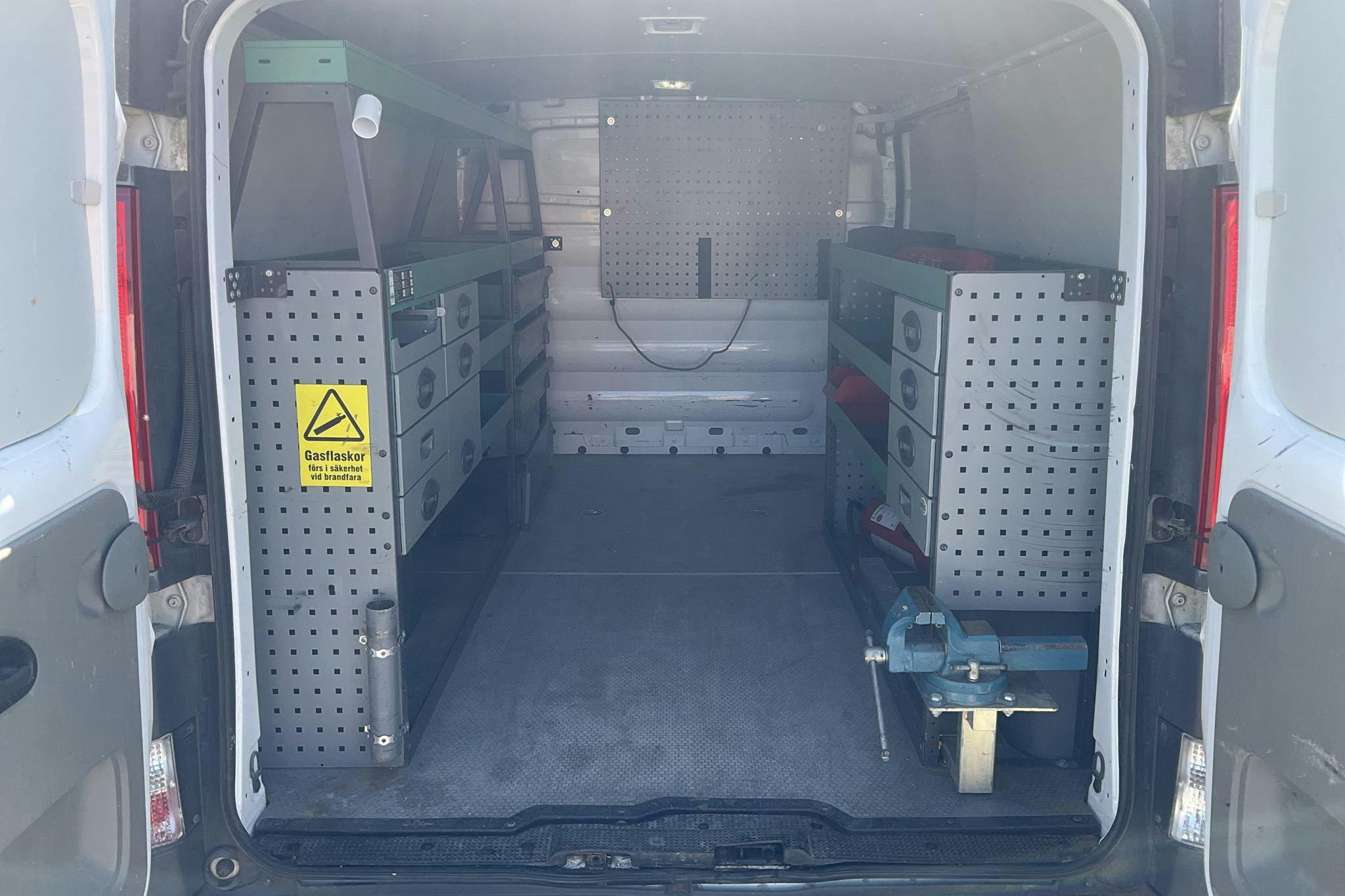Renault Trafic 2.0 dCi Skåp/Buss (115hk) - 213 740 km - Manual - white - 2013