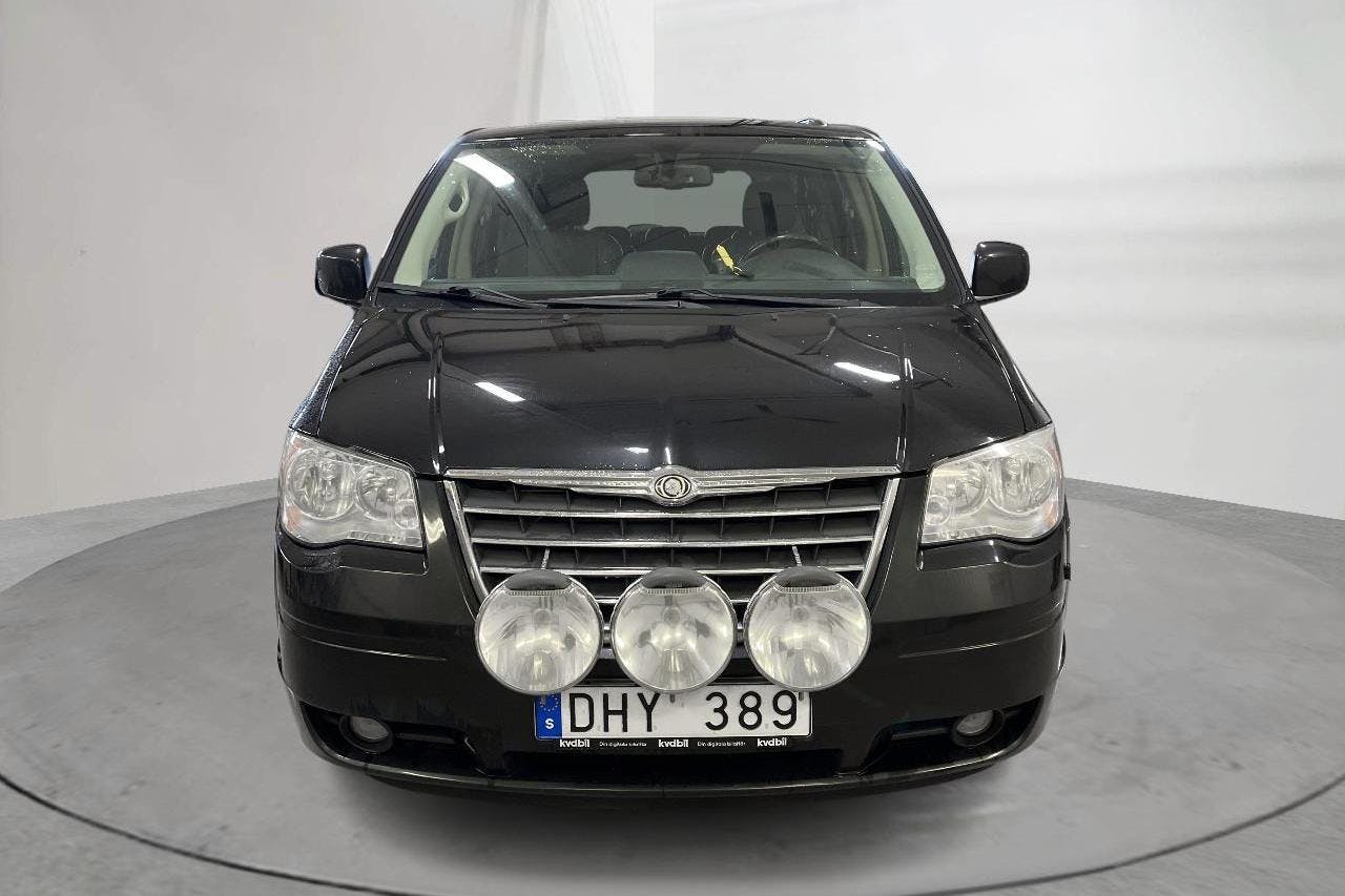 Chrysler Grand Voyager 2.8 CRD (163hk) - 207 130 km - Automatic - black - 2010
