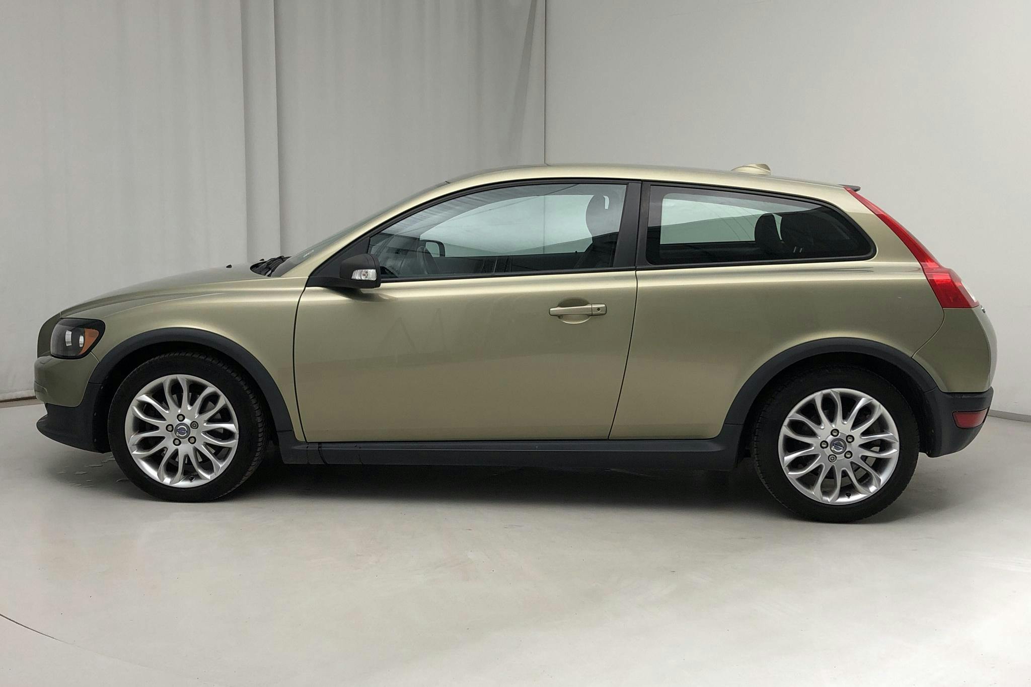 Volvo C30 2.4 (170hk) - 16 071 mil - Automat - grön - 2008
