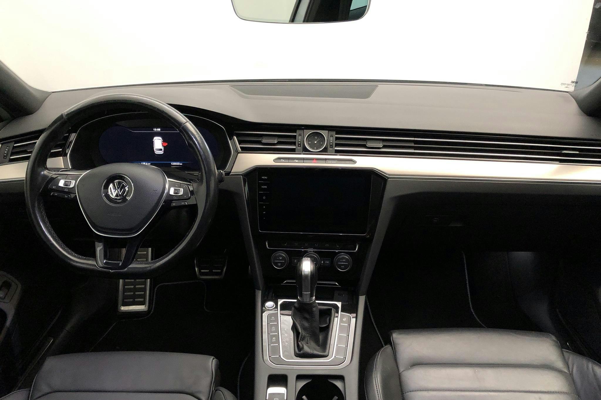 VW Passat Alltrack 2.0 TDI Sportscombi 4MOTION (240hk) - 123 560 km - Automatic - white - 2018
