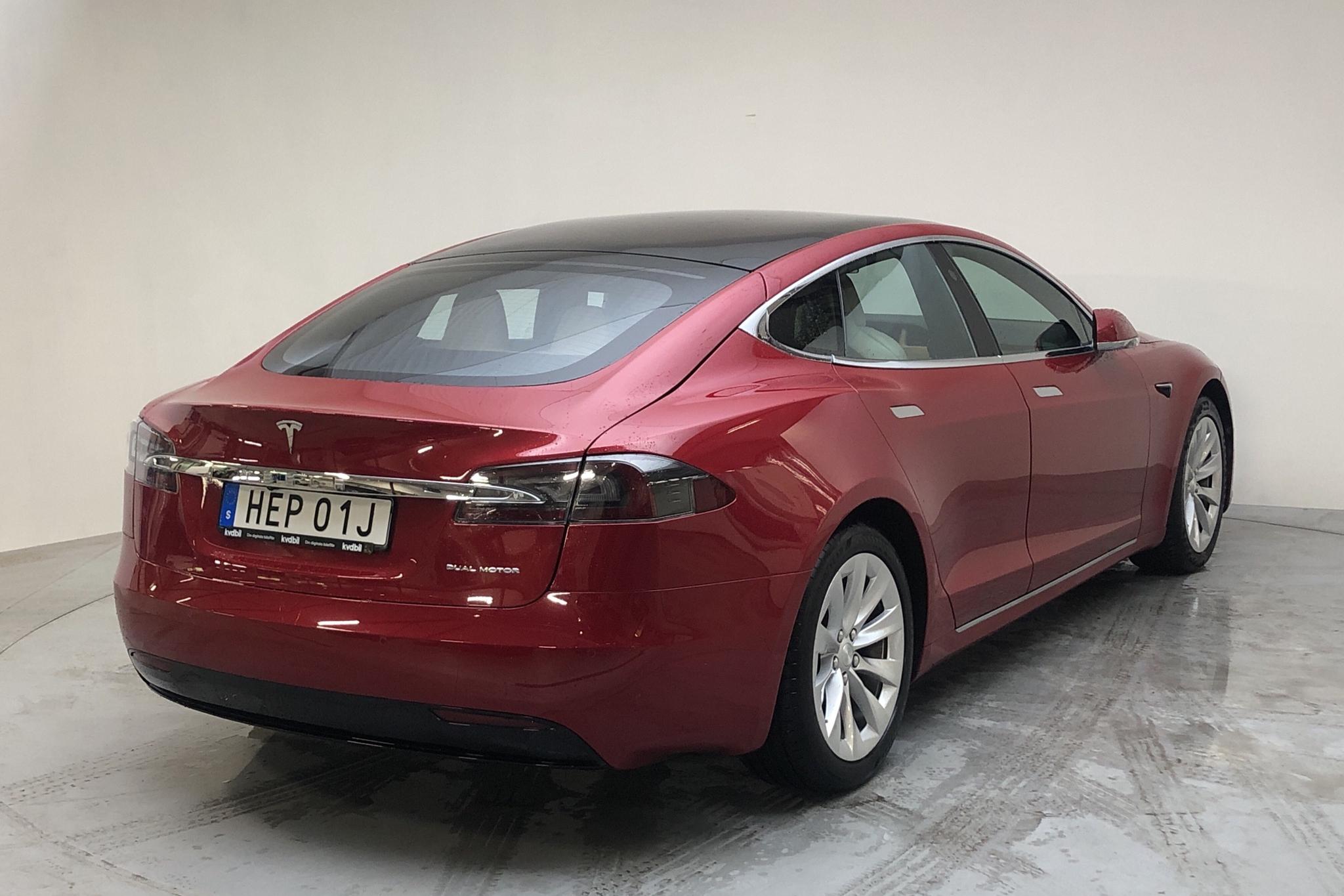 Tesla Model S Long Range AWD - 130 950 km - Automatic - red - 2020