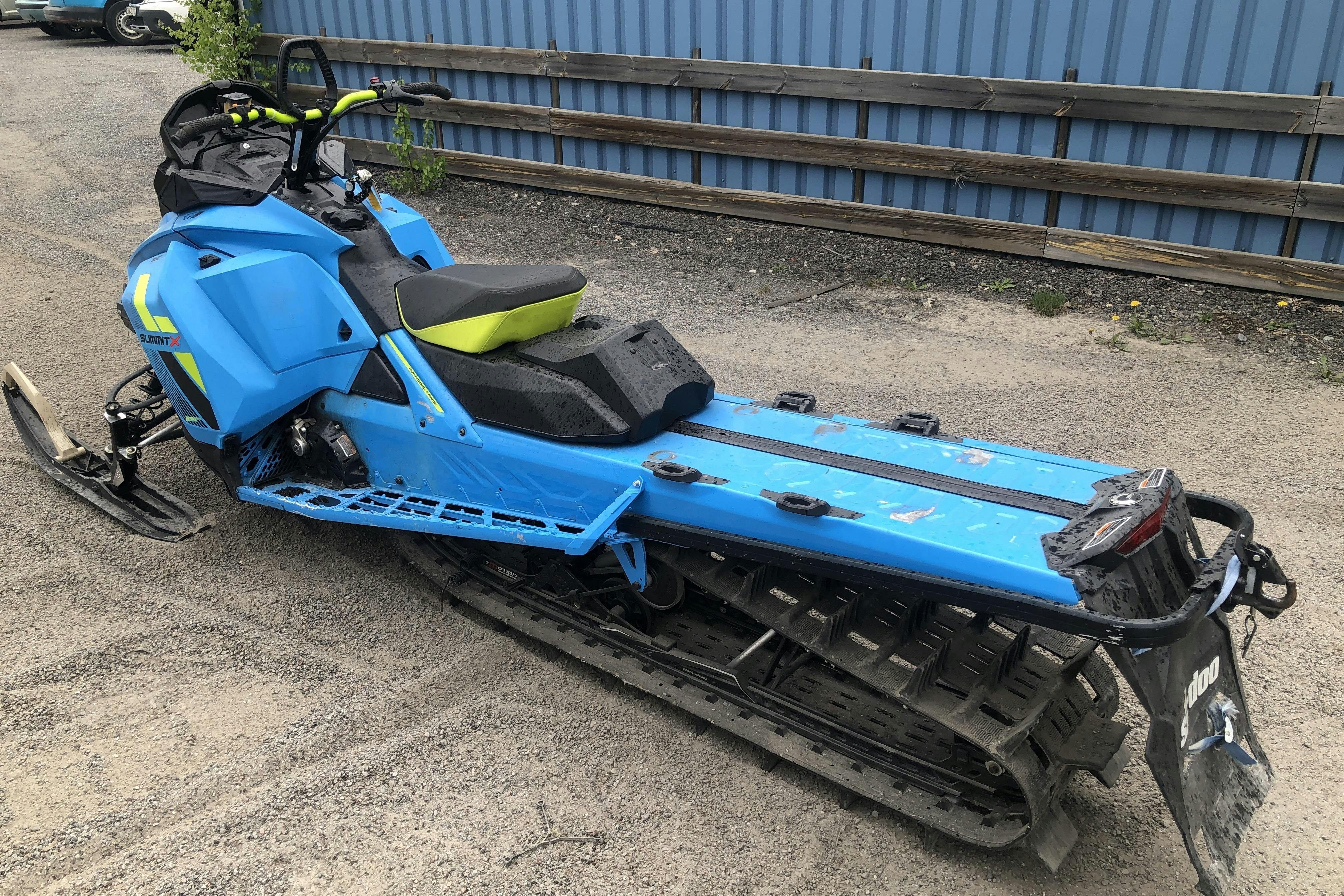 ski-doo SUMMIT X 850 165" Snöskoter - 9 950 km - Automatic - 2018