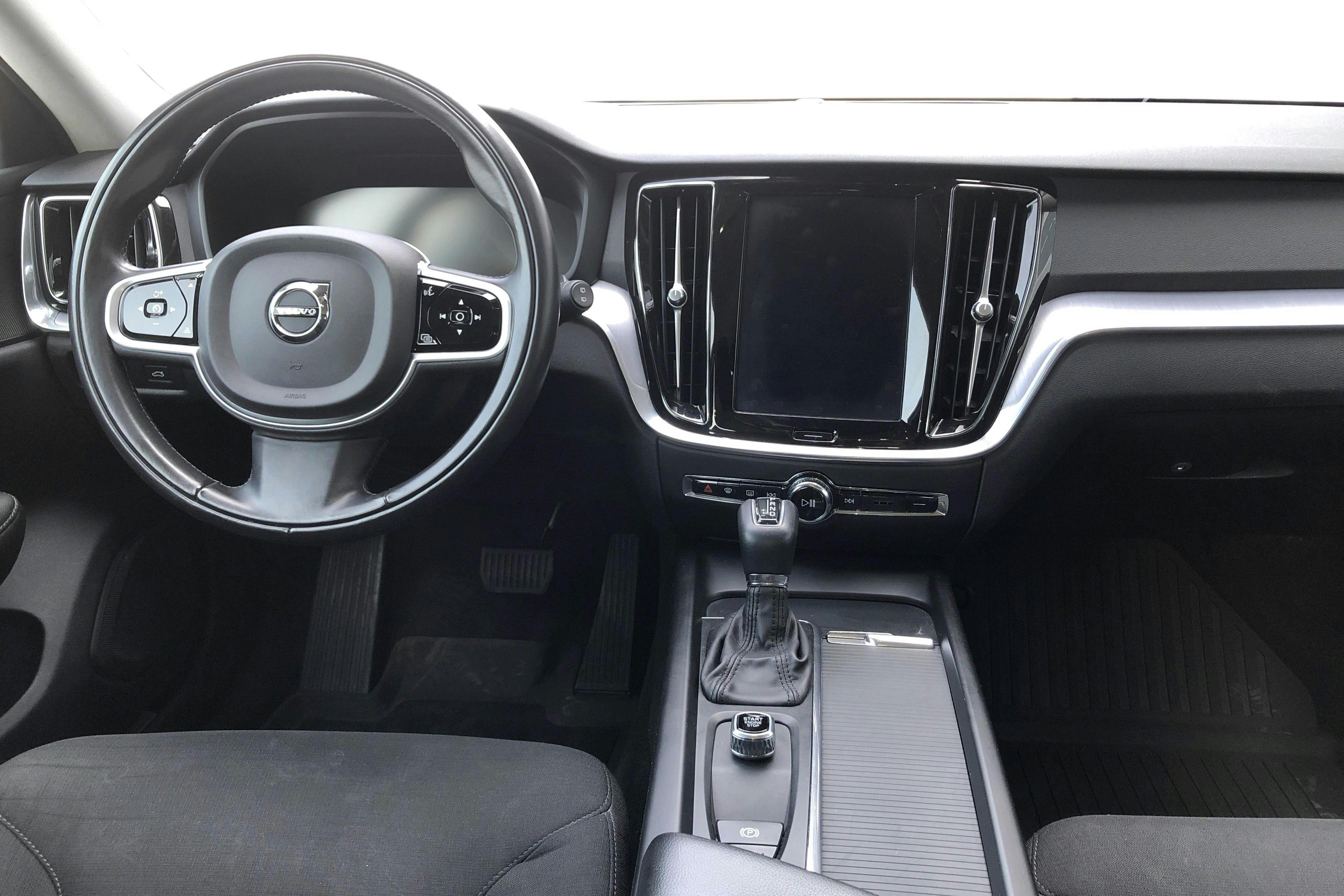 Volvo V60 D3 AWD (150hk) - 14 108 mil - Automat - vit - 2020