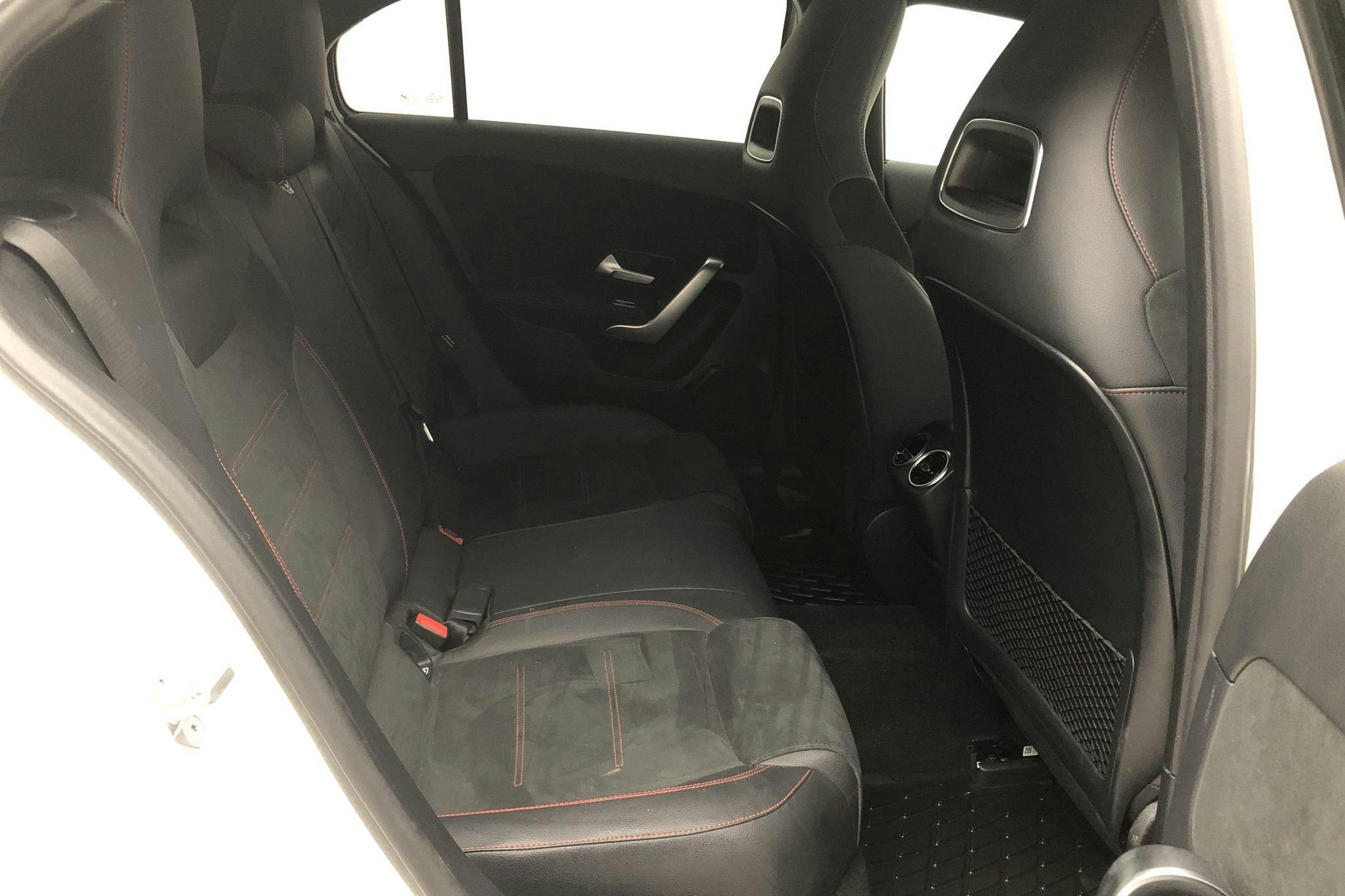 Mercedes A 180 5dr W177 (136hk) - 3 743 mil - Automat - vit - 2020