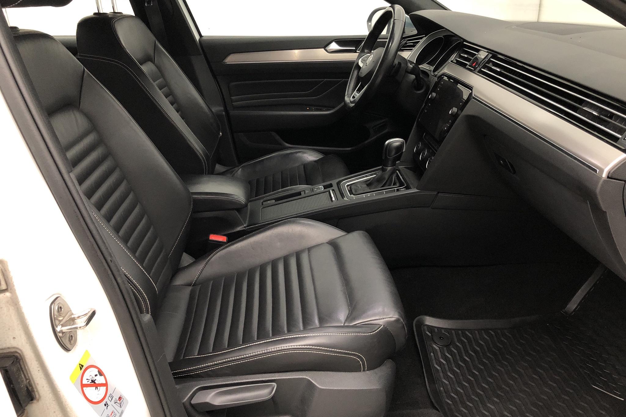 VW Passat Alltrack 2.0 TDI Sportscombi 4MOTION (190hk) - 344 430 km - Automatic - white - 2020