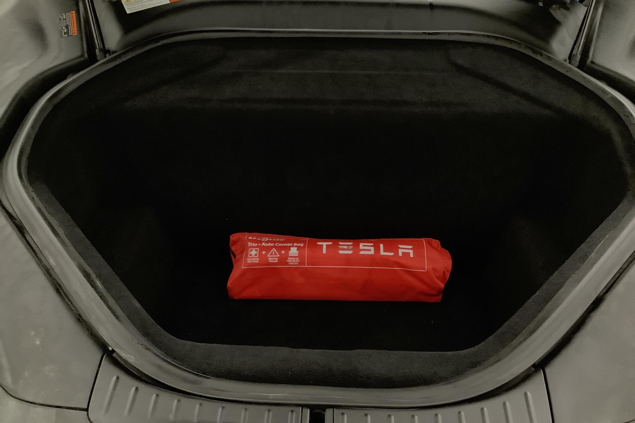Tesla Model S 85D - 14 119 mil - Automat - grå - 2015