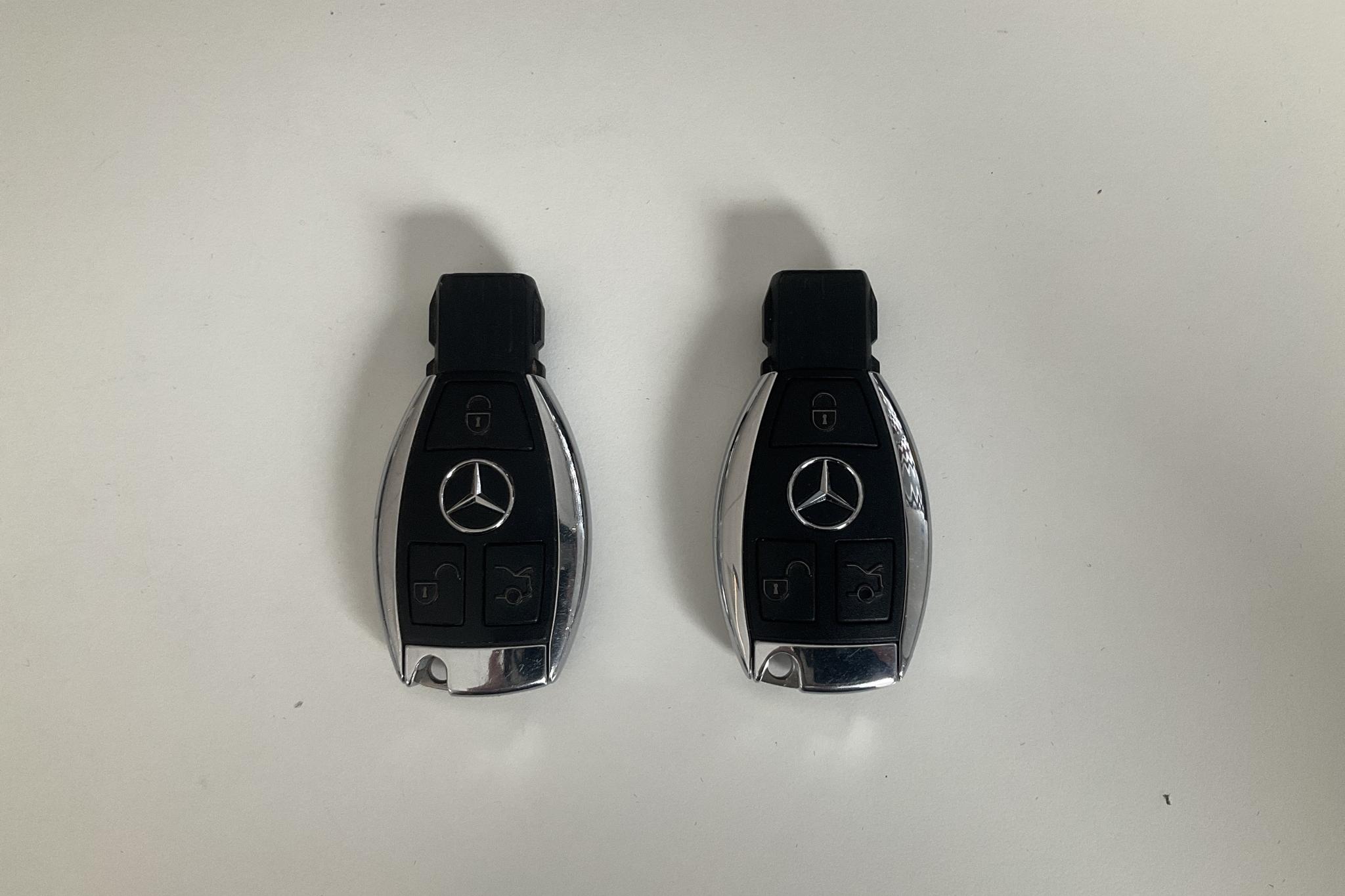 Mercedes GLC 220 d 4MATIC X253 (170hk) - 7 609 mil - Automat - vit - 2018