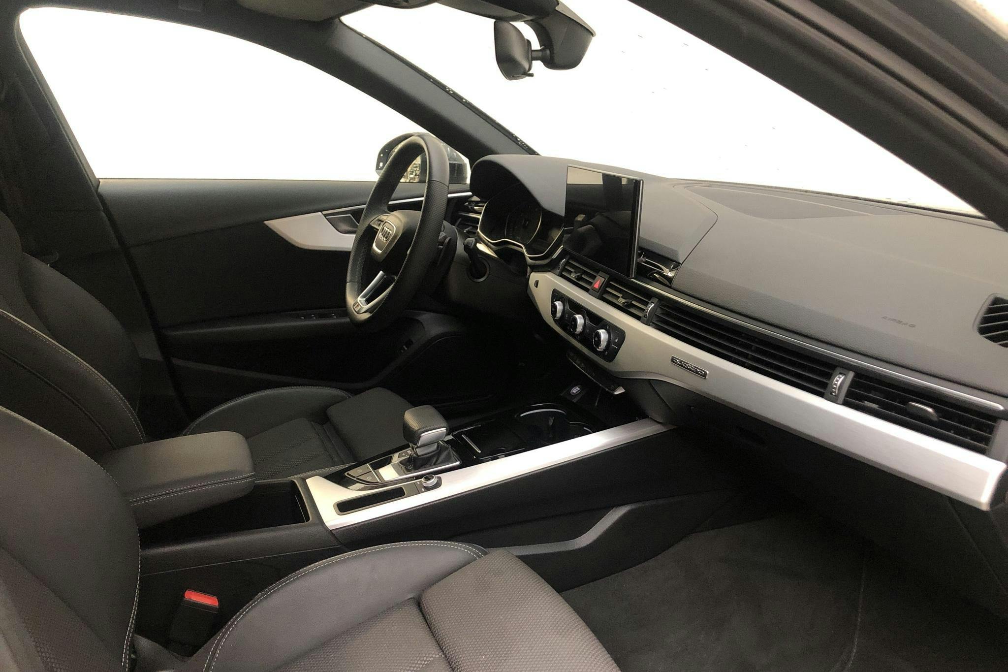 Audi A4 Avant 40 TDI quattro (204hk) - 8 418 mil - Automat - grå - 2021