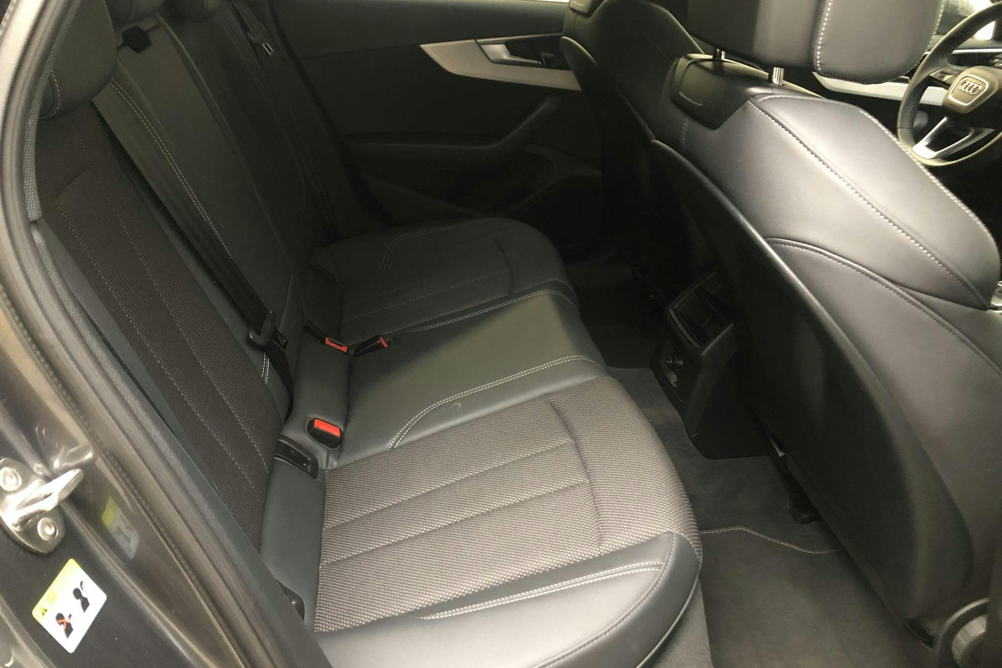 Audi A4 Avant 40 TDI quattro (204hk) - 8 418 mil - Automat - grå - 2021