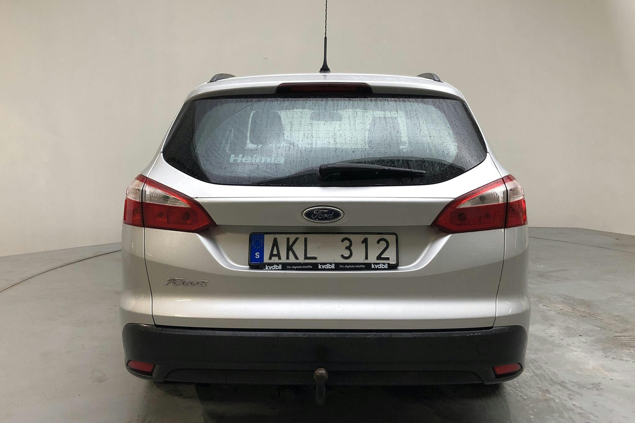 Ford Focus 1.6 TDCi Kombi (95hk) - 12 260 mil - Manuell - grå - 2014