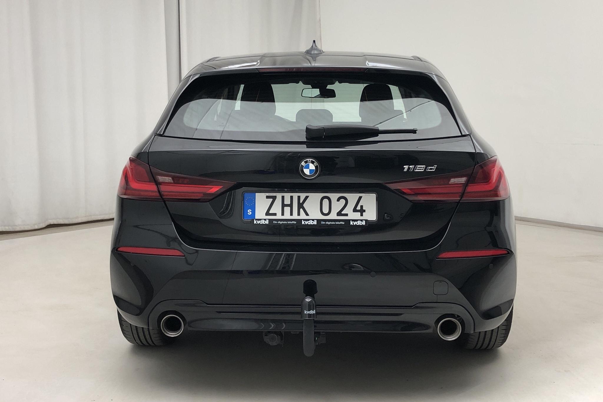 BMW 118d 5dr, F40 (150hk) - 5 628 mil - Automat - svart - 2020