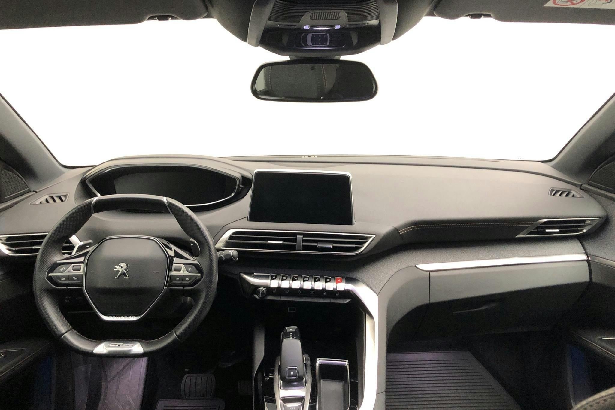 Peugeot 5008 1.2 PureTech (130hk) - 3 959 mil - Automat - vit - 2020