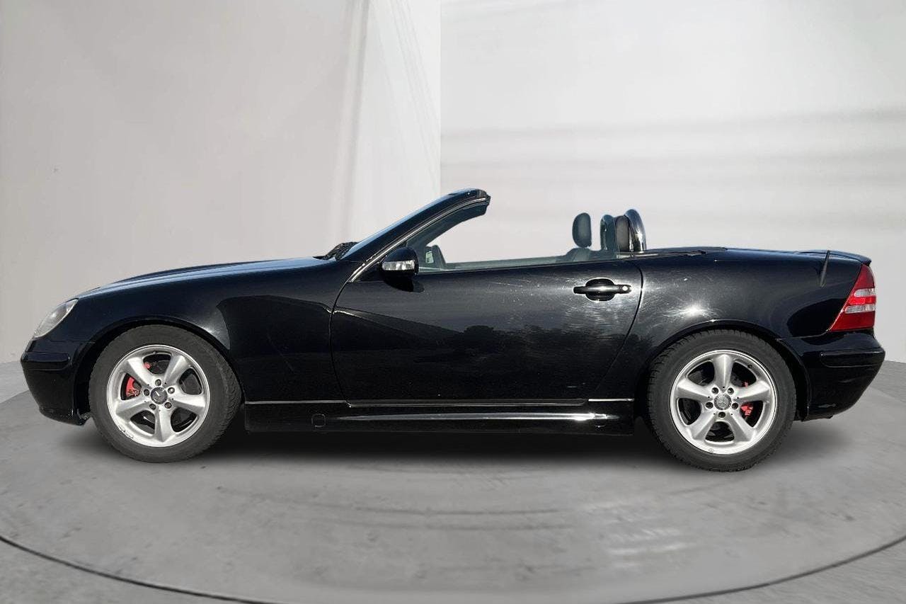 Mercedes SLK 230 Kompressor R170 (197hk) - 14 065 mil - Automat - svart - 2003