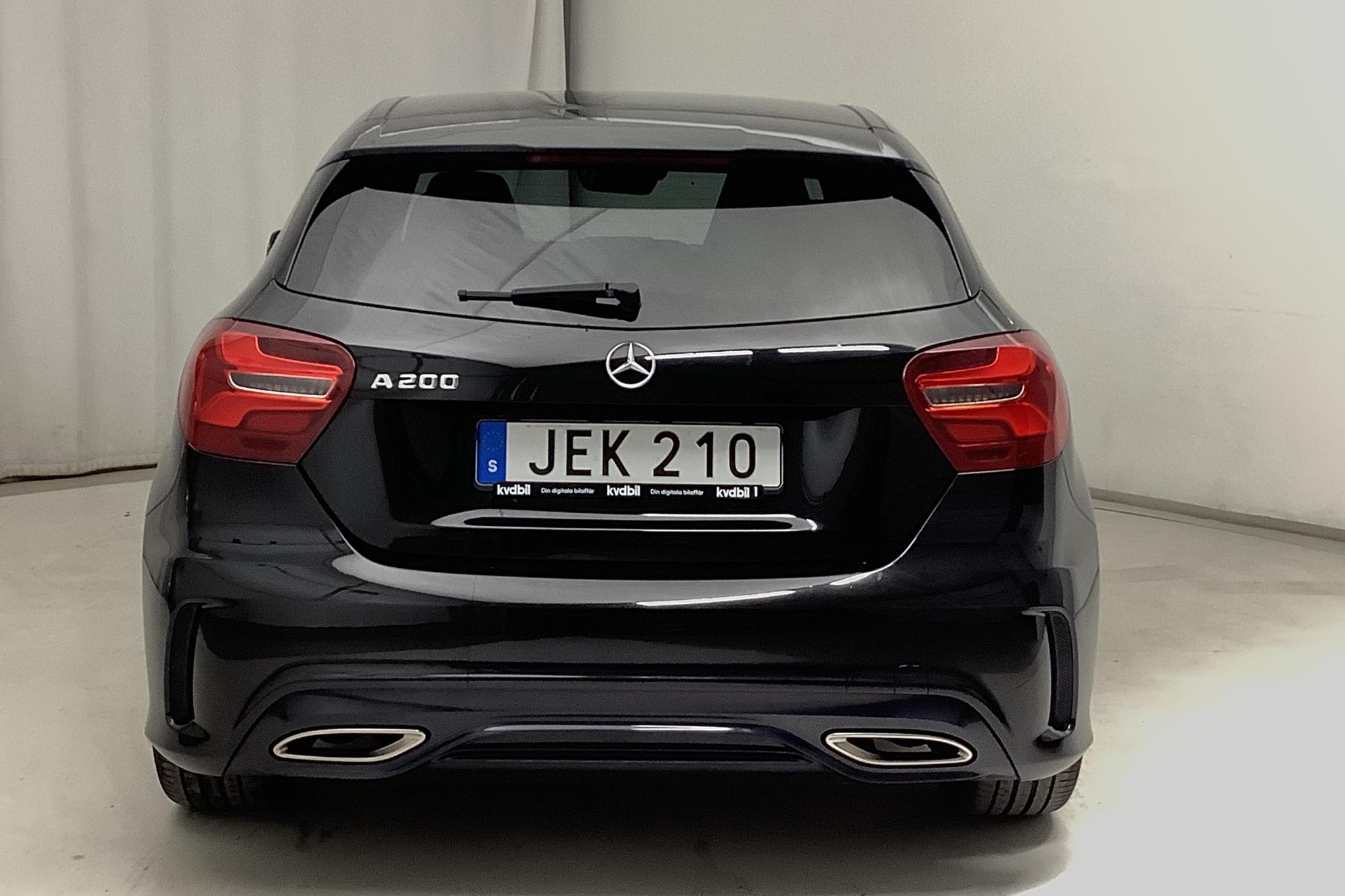 Mercedes A 200 5dr W176 (156hk) - 85 090 km - Automatic - black - 2016