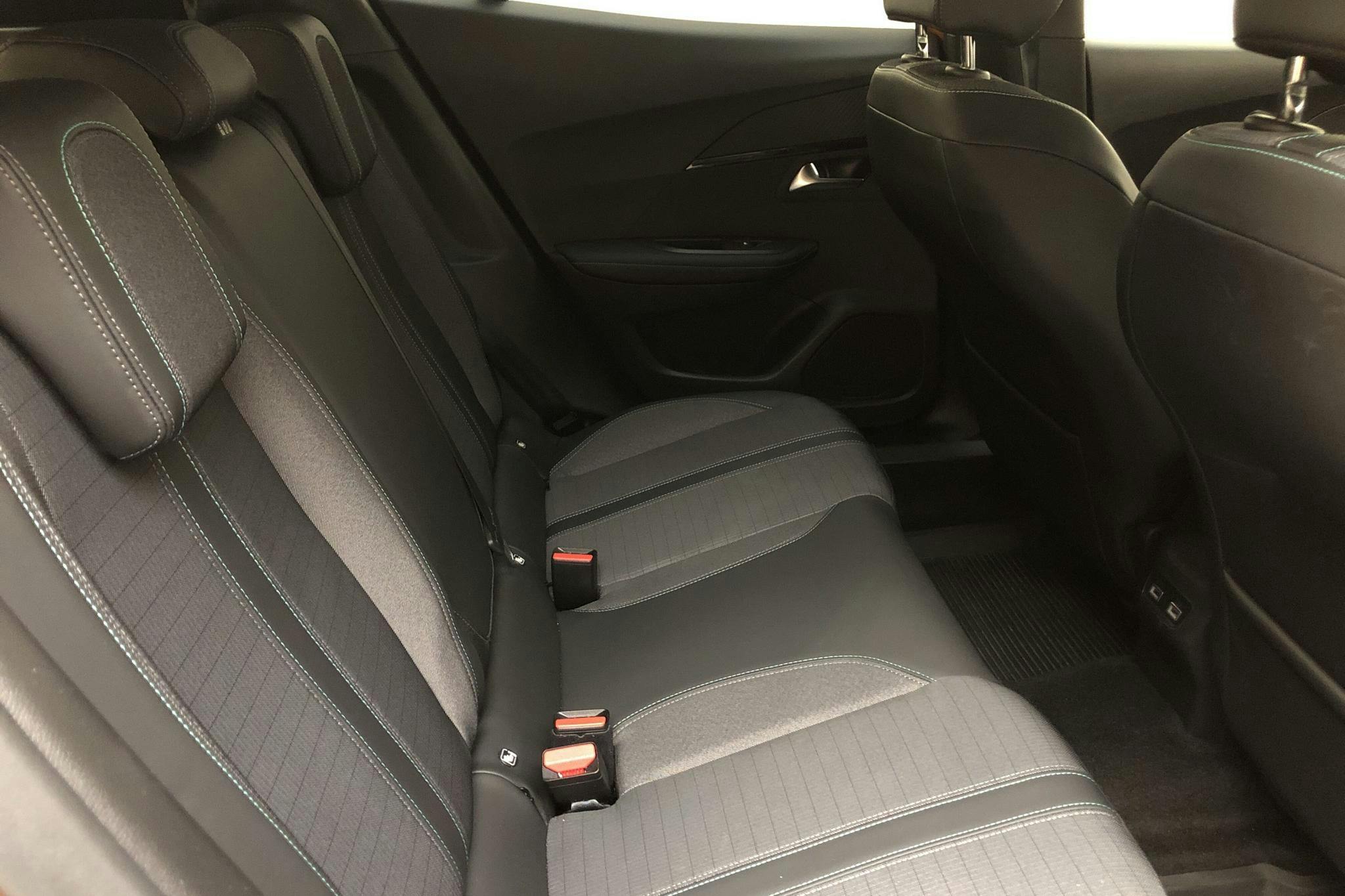 Peugeot 2008 PureTech (130hk) - 38 310 km - Automatic - orange - 2021
