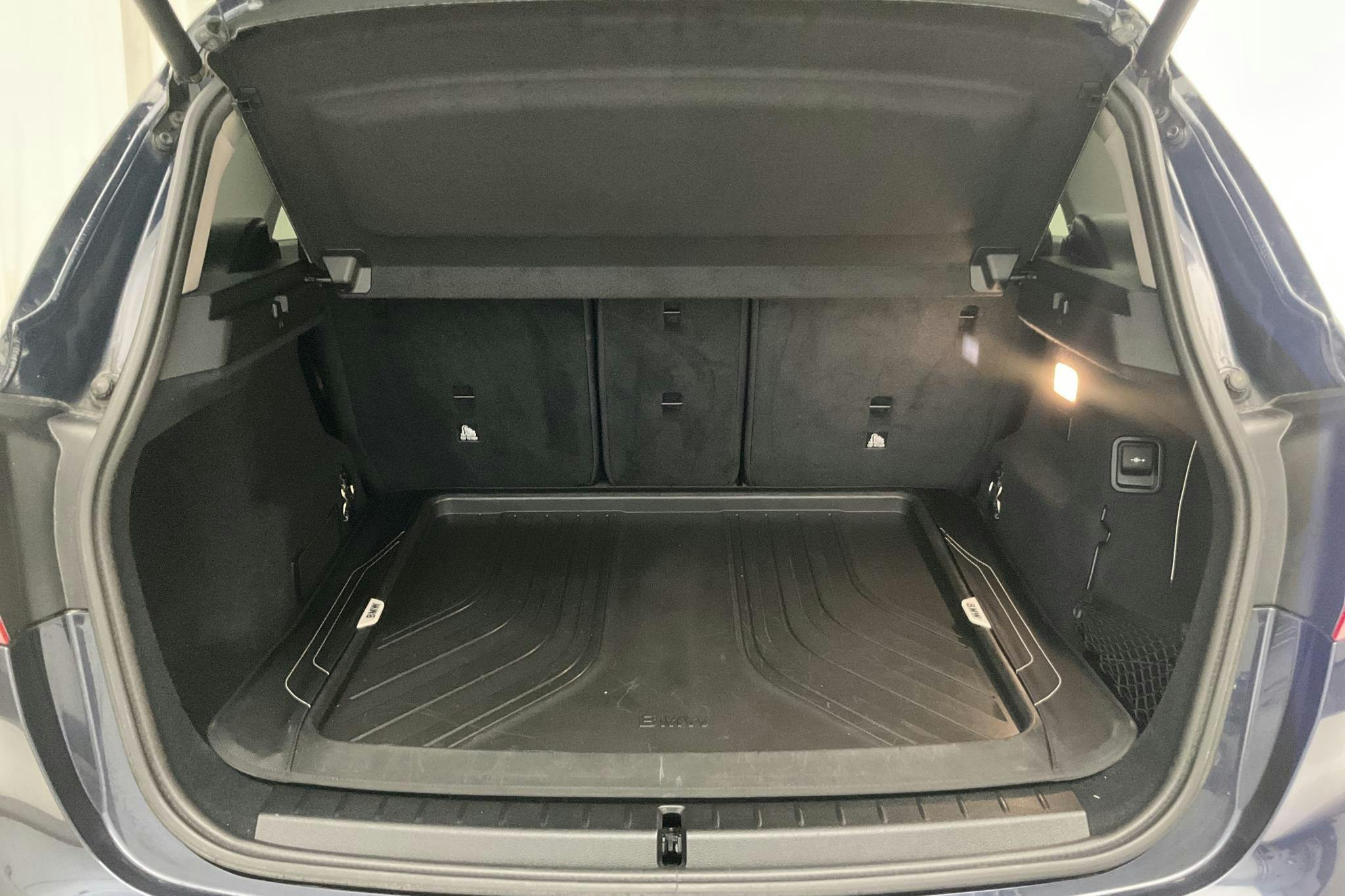 BMW 225xe Active Tourer, F45 (224hk) - 13 883 mil - Automat - blå - 2017
