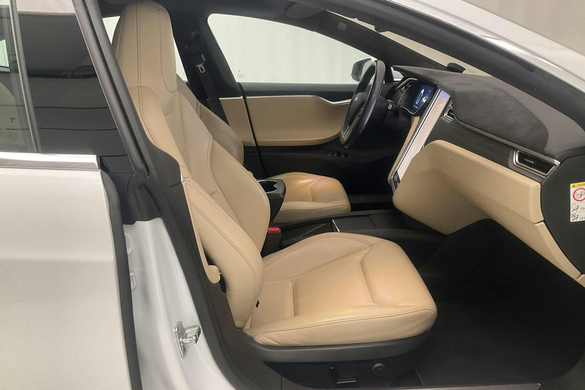 Tesla Model S P85D - 91 960 km - Automatic - white - 2015