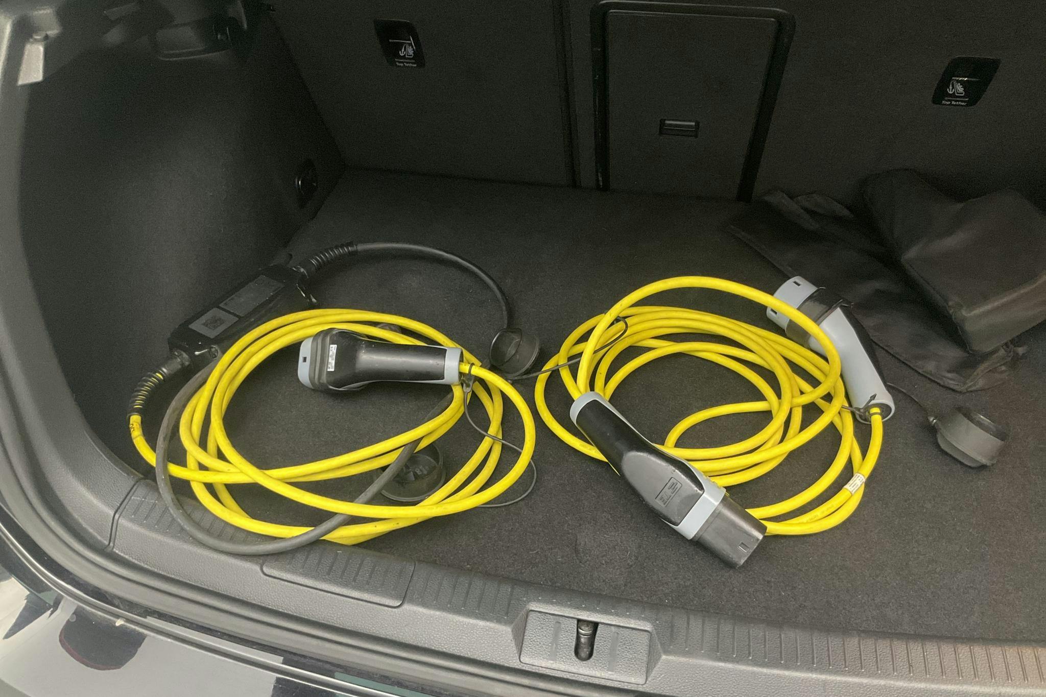 VW Golf VII 1.4 Plug-in-Hybrid 5dr (204hk) - 11 539 mil - Automat - svart - 2016